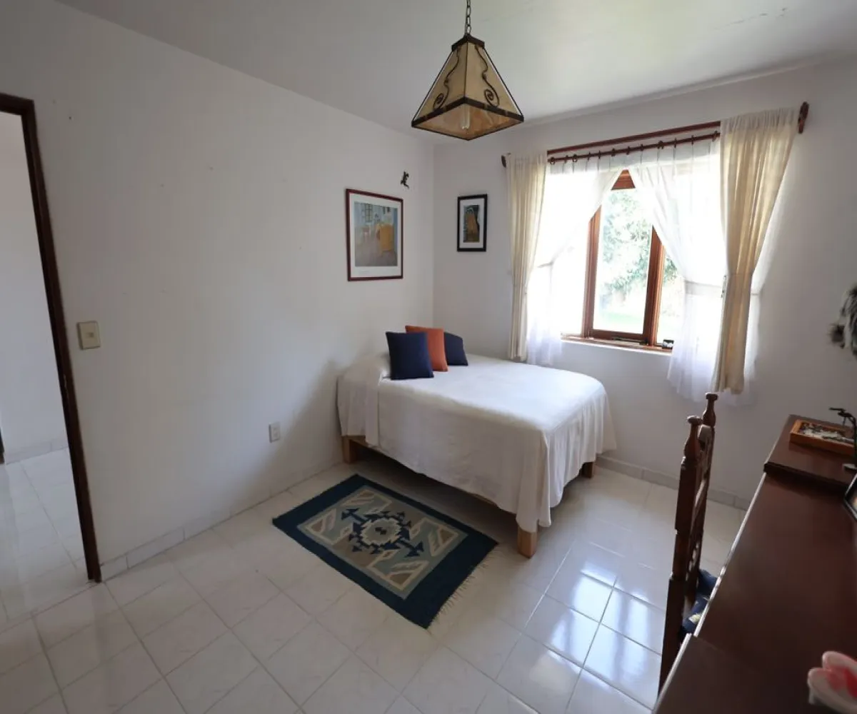 Casa En Venta,Los Gavilanes,Privada De Los Aguacates 433, Tlajomulco de Zúñiga, Jalisco 45645, 3 Habitaciones,2 Baños,Privada De Los Aguacates,1,ptcldQi