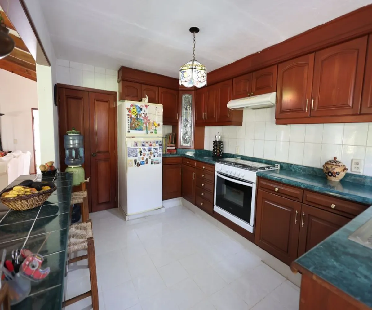 Casa En Venta,Los Gavilanes,Privada De Los Aguacates 433, Tlajomulco de Zúñiga, Jalisco 45645, 3 Habitaciones,2 Baños,Privada De Los Aguacates,1,ptcldQi