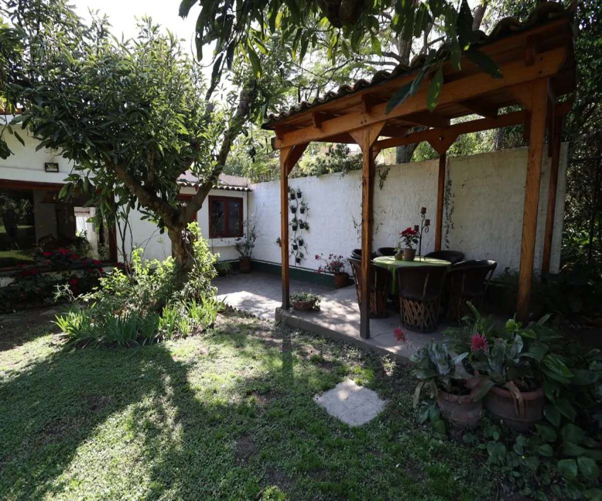 Casa En Venta,Los Gavilanes,Privada De Los Aguacates 433, Tlajomulco de Zúñiga, Jalisco 45645, 3 Habitaciones,2 Baños,Privada De Los Aguacates,1,ptcldQi