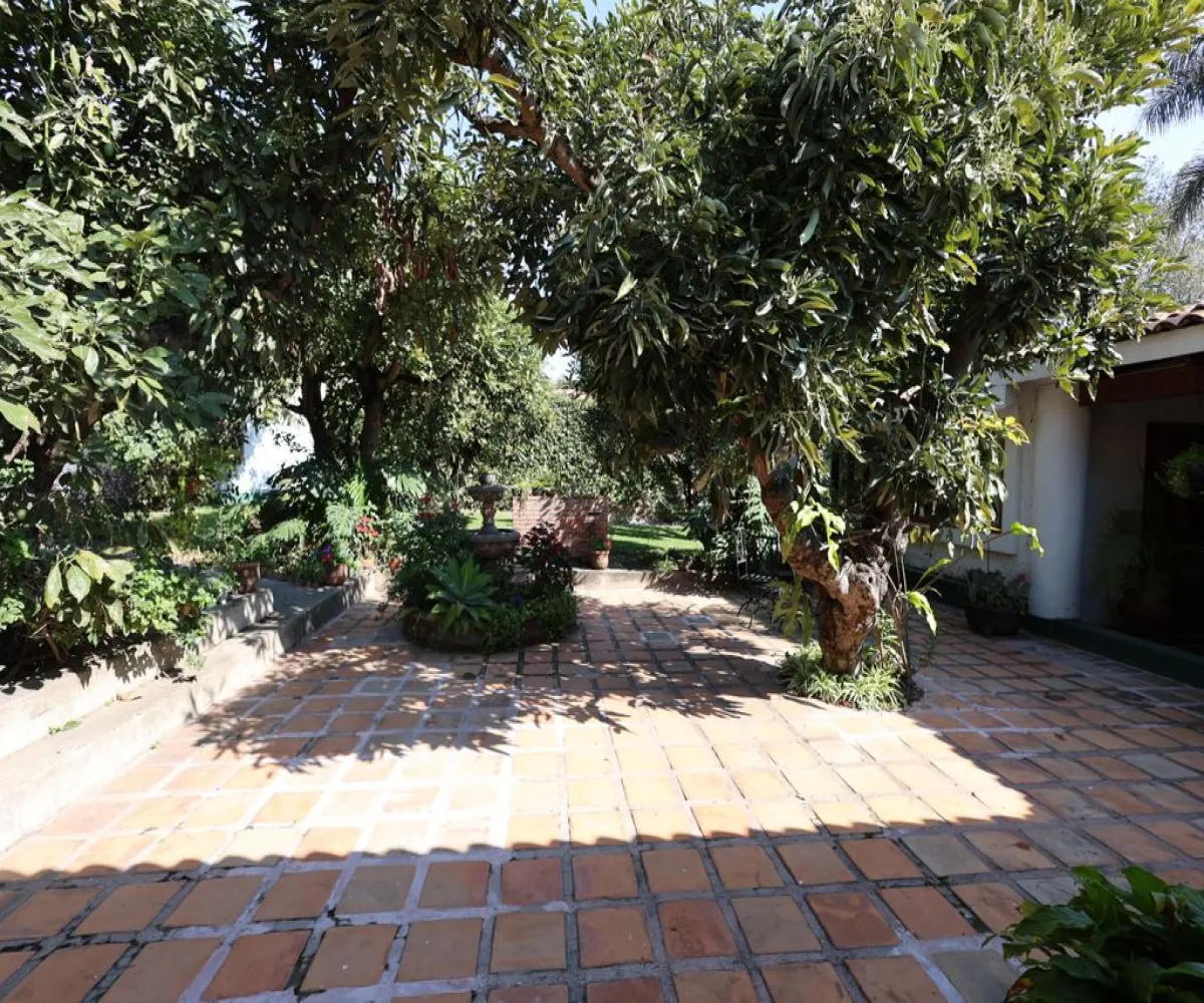 Casa En Venta,Los Gavilanes,Privada De Los Aguacates 433, Tlajomulco de Zúñiga, Jalisco 45645, 3 Habitaciones,2 Baños,Privada De Los Aguacates,1,ptcldQi
