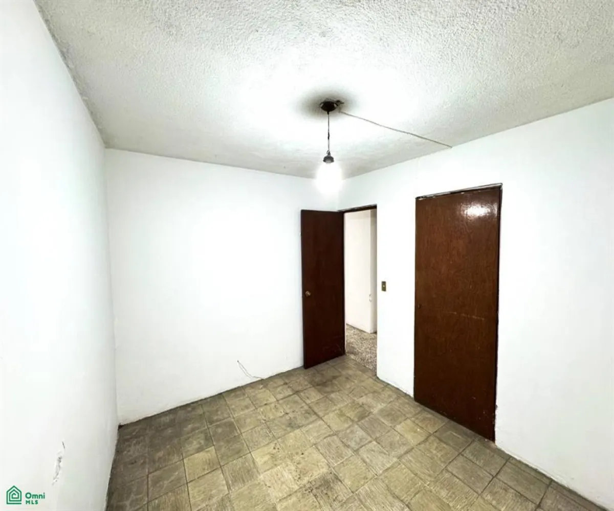 Departamento En Venta,18 de Marzo,2 Bocas 1669, Guadalajara, Jalisco 44960, 3 Habitaciones,3 Baños,2 Bocas,2,MX251067031