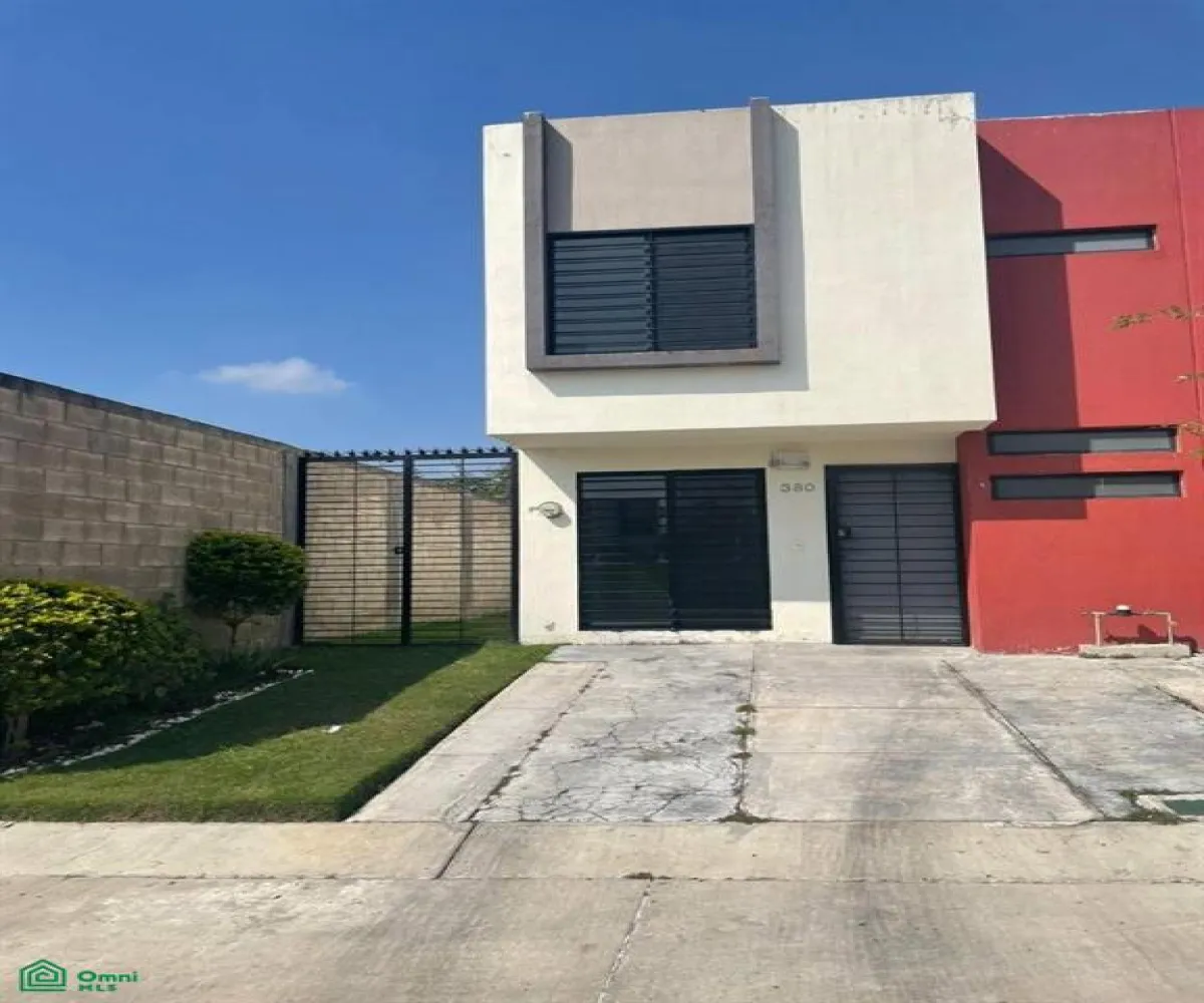 Casa En Venta,Vista Sur Residencial,Pentelico 380, Tlajomulco de Zuniga, Jalisco 45640, 3 Habitaciones,2 Baños,Pentelico,2,MX261067030