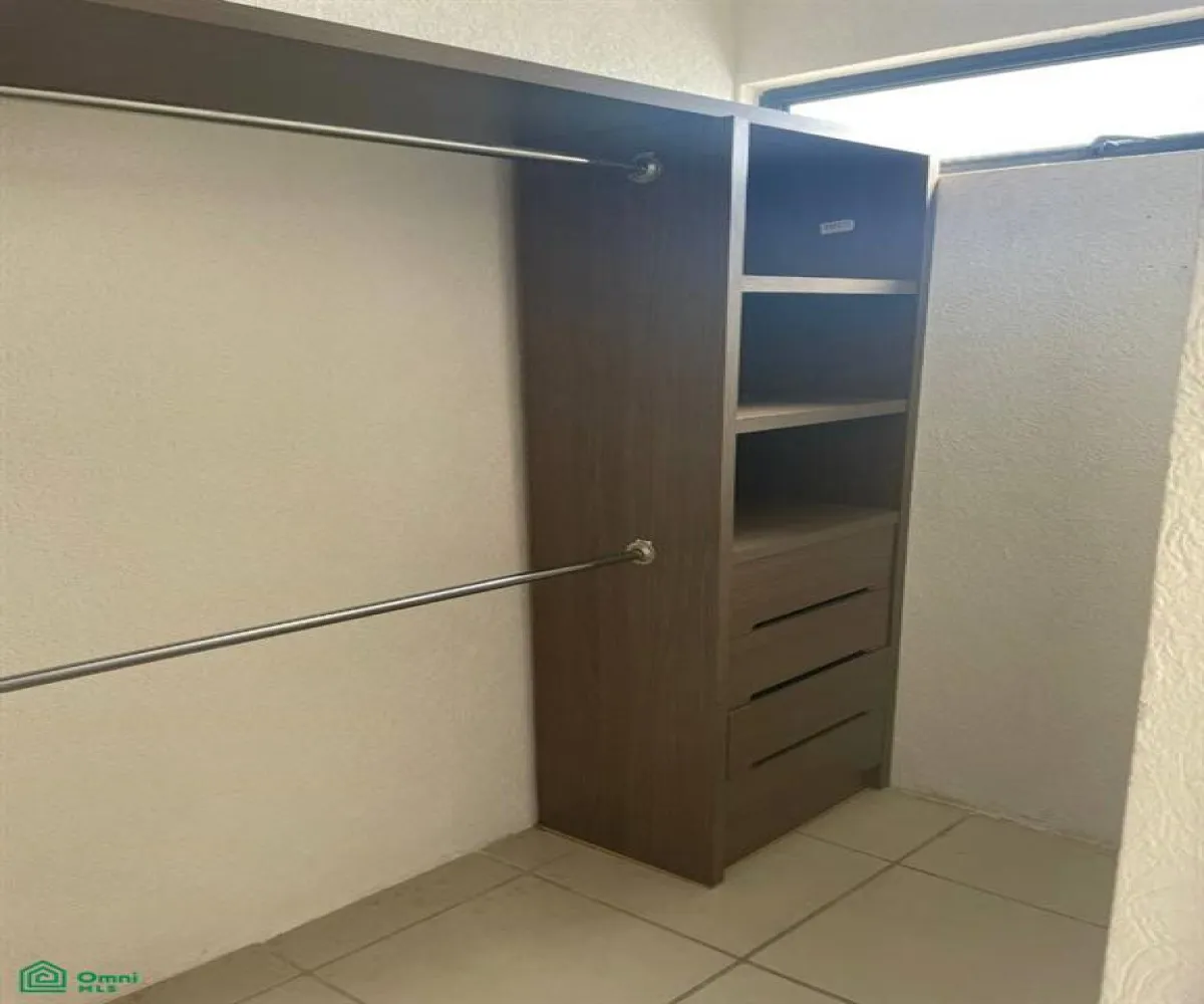 Casa En Venta,Vista Sur Residencial,Pentelico 380, Tlajomulco de Zuniga, Jalisco 45640, 3 Habitaciones,2 Baños,Pentelico,2,MX261067030