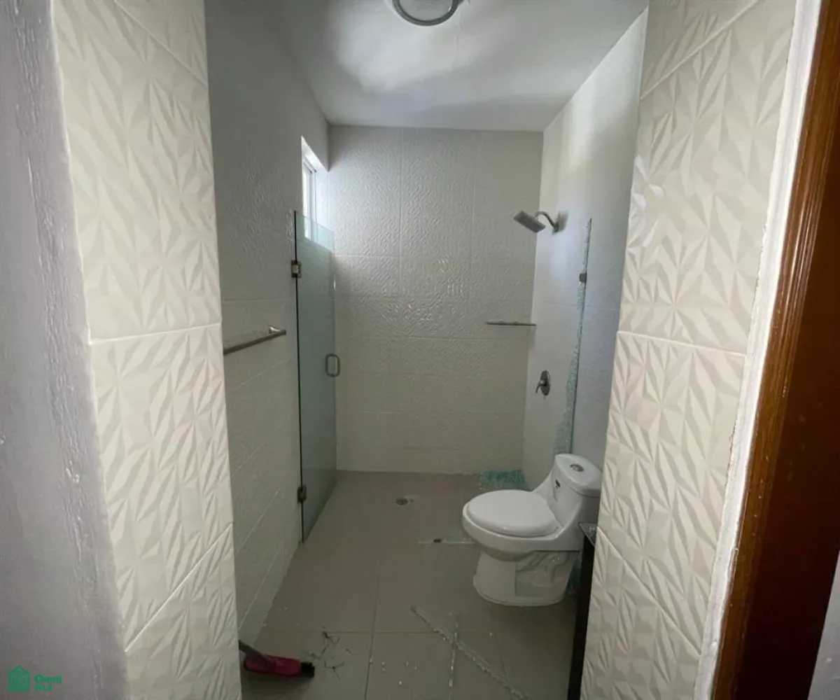 Casa En Venta,Ciudad Bugambilia,Circuito del Lince Poniente 3302, Zapopan, Jalisco 45237, 4 Habitaciones,7 Baños,Circuito del Lince Poniente,3,MX261067319