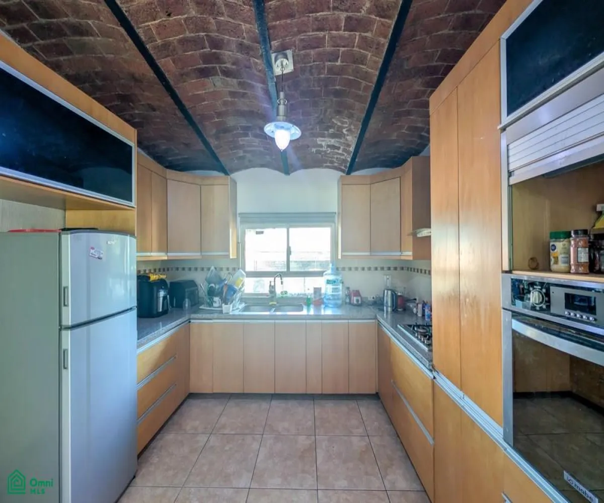 Departamento En Venta,Jardines De La Calera,av. central 21, Tlajomulco de Zuniga, Jalisco 45678, 4 Habitaciones,3 Baños,av. central,2,MX261067429