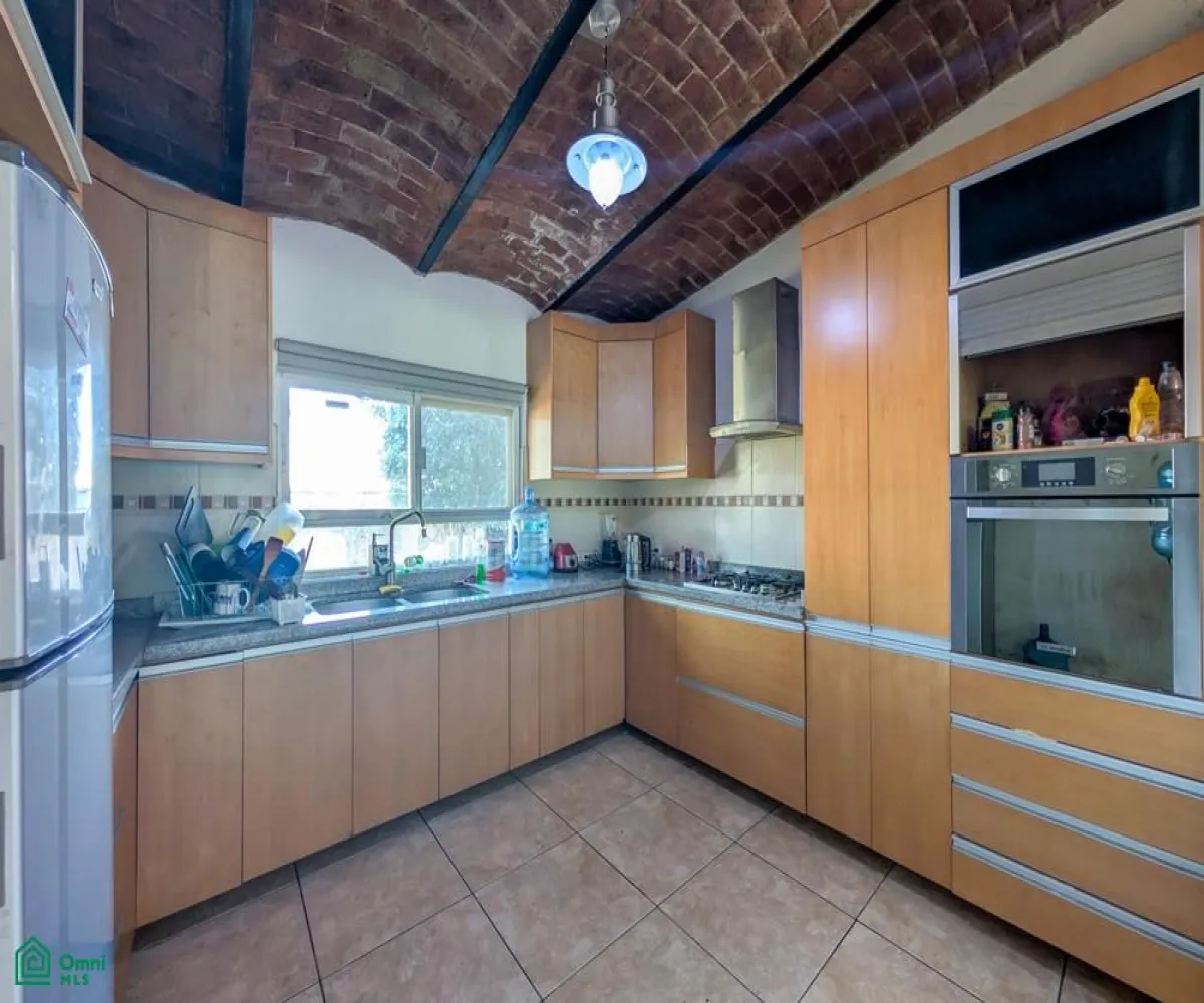 Departamento En Venta,Jardines De La Calera,av. central 21, Tlajomulco de Zuniga, Jalisco 45678, 4 Habitaciones,3 Baños,av. central,2,MX261067429