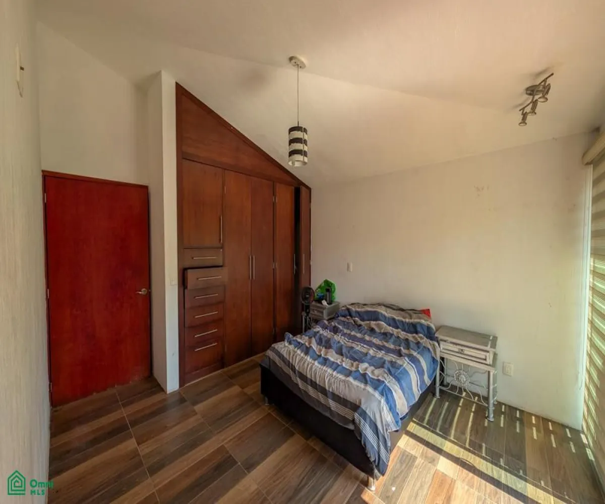 Departamento En Venta,Jardines De La Calera,av. central 21, Tlajomulco de Zuniga, Jalisco 45678, 4 Habitaciones,3 Baños,av. central,2,MX261067429