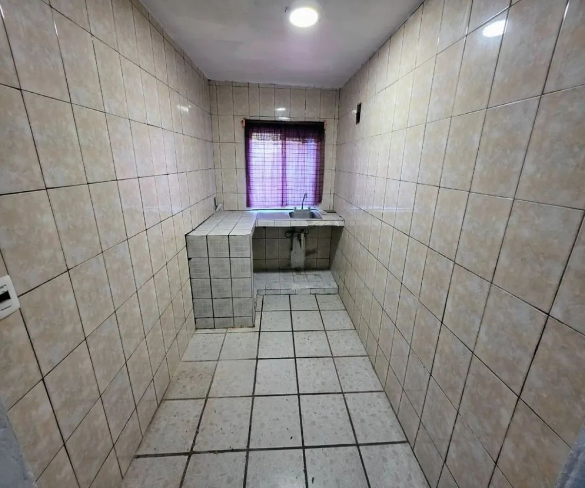 Casa En Venta,Colinas de Huentitán,Paseo de Las Águilas 67, Guadalajara, Jalisco 44398, 2 Habitaciones,1 Baño,Paseo de Las Águilas,1,pCF3UjA