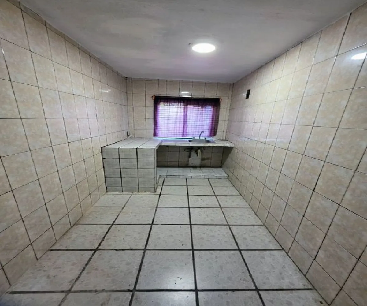 Casa En Venta,Colinas de Huentitán,Paseo de Las Águilas 67, Guadalajara, Jalisco 44398, 2 Habitaciones,1 Baño,Paseo de Las Águilas,1,pCF3UjA