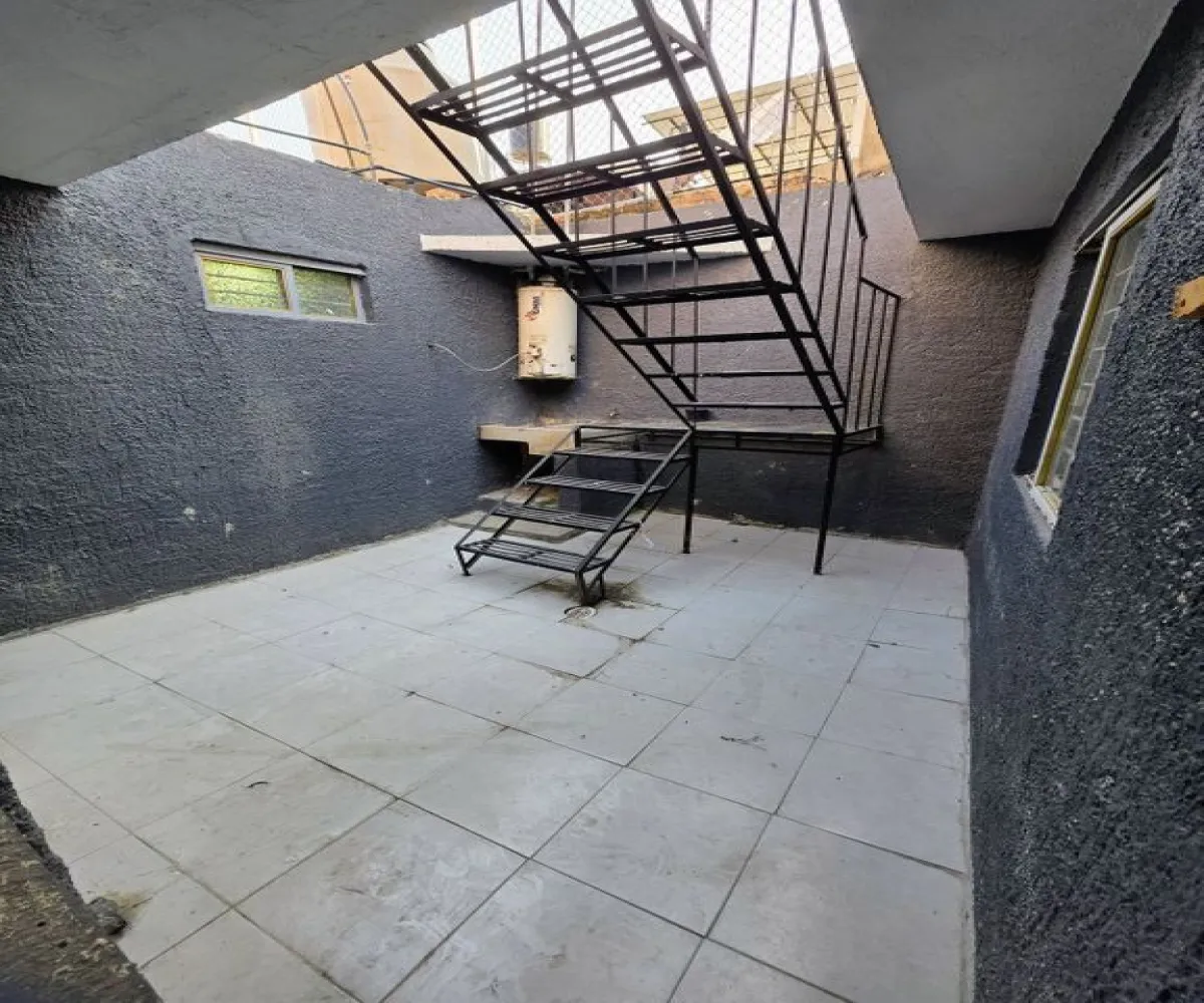 Casa En Venta,Colinas de Huentitán,Paseo de Las Águilas 67, Guadalajara, Jalisco 44398, 2 Habitaciones,1 Baño,Paseo de Las Águilas,1,pCF3UjA