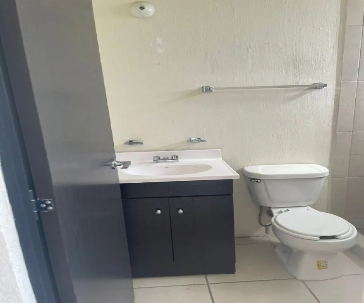 Casa En Venta,Fraccionamiento vista sur,Avenida Vista Sur 380, Tlajomulco de Zúñiga, Jalisco 45640, 3 Habitaciones,2 Baños,Avenida Vista Sur,1,p04x1zV