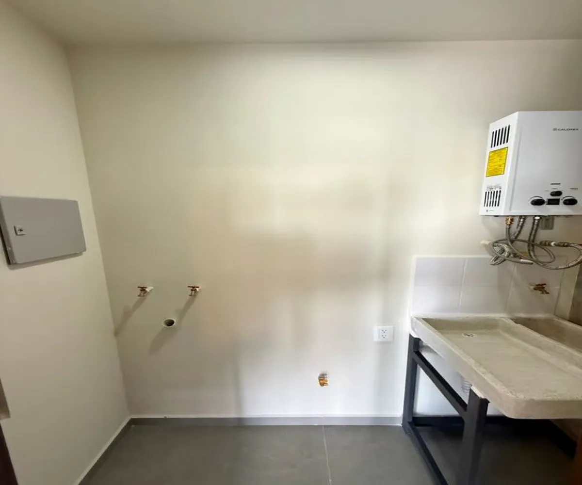 Departamento En Renta,Arcos Vallarta,Calle París 2472 602, Guadalajara, Jalisco 44130, 1 Cuarto,1 Baño,Calle París,1,pQxI0B0