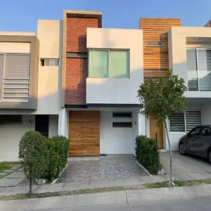Casa En Venta,Villas de Zapopan,Avenida Valle de San Isidro 4160, Zapopan, Jalisco 45133, 1 Cuarto,2 Baños,Avenida Valle de San Isidro,2,p7riSnI