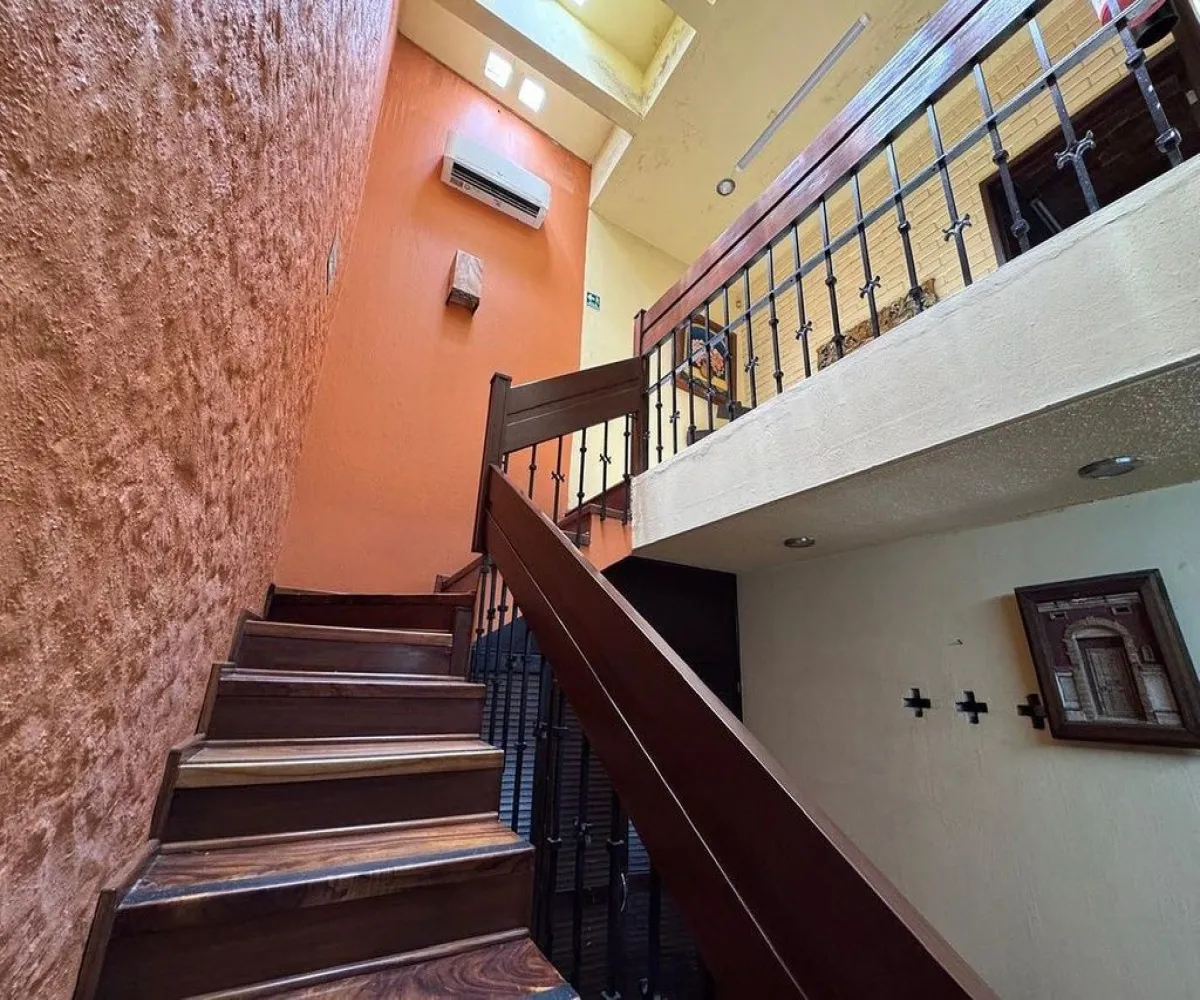 Casa En Renta,Lomas del Country,Avenida Circunvalación Jorge Álvarez del Castillo 1550, Guadalajara, Jalisco 44610, 5 Habitaciones,4 Baños,Avenida Circunvalación Jorge Álvarez del Castillo,2,pUoa9Do