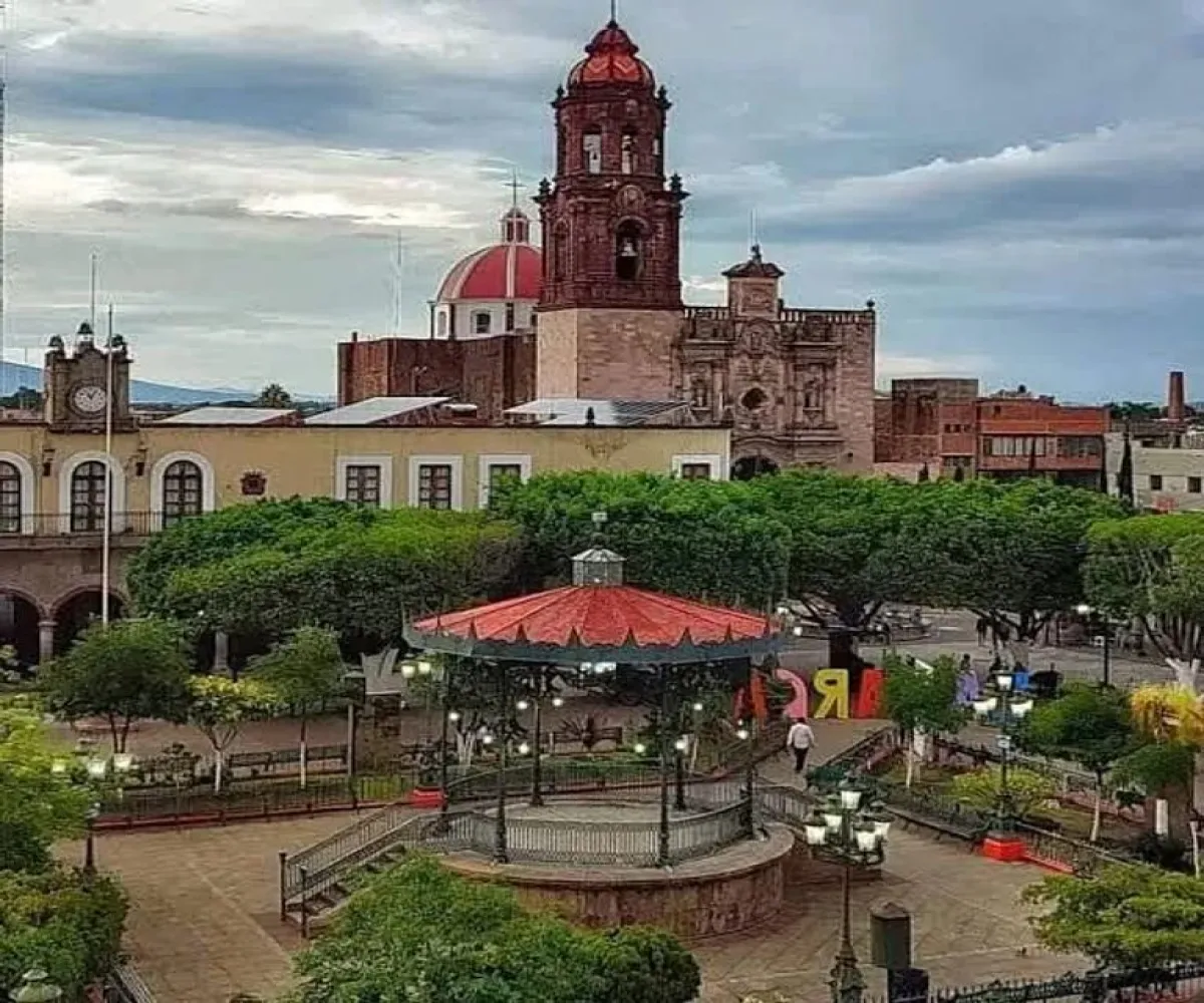 Casa En Venta,Centro,Allende 5, La Barca, Jalisco 47910, 3 Habitaciones,2 Baños,Allende,1,pOosRmp