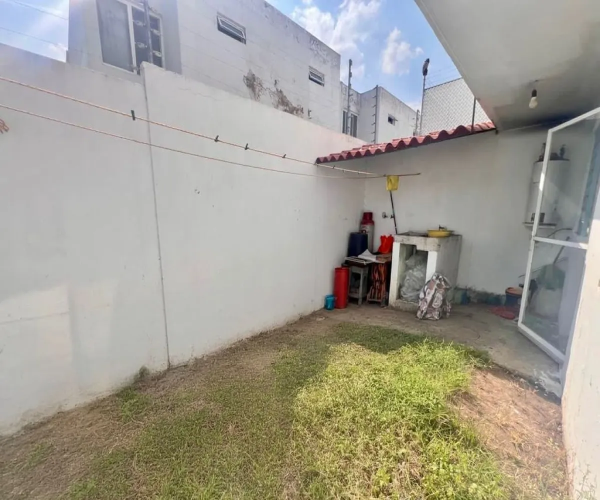 Casa En Venta,Campo Real,Avenida Campo Real Poniente 607 15, Zapopan, Jalisco 45134, 3 Habitaciones,2 Baños,Avenida Campo Real Poniente,1,pZQcOVJ