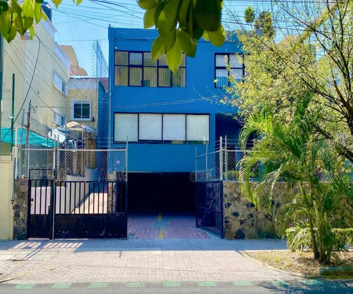 Casa En Venta,Ladron De Guevara,Avenida Miguel Hidalgo y Costilla 1975, Guadalajara, Jalisco 44600, 10 Habitaciones,4 Baños,Avenida Miguel Hidalgo y Costilla,3,pVmsCJK