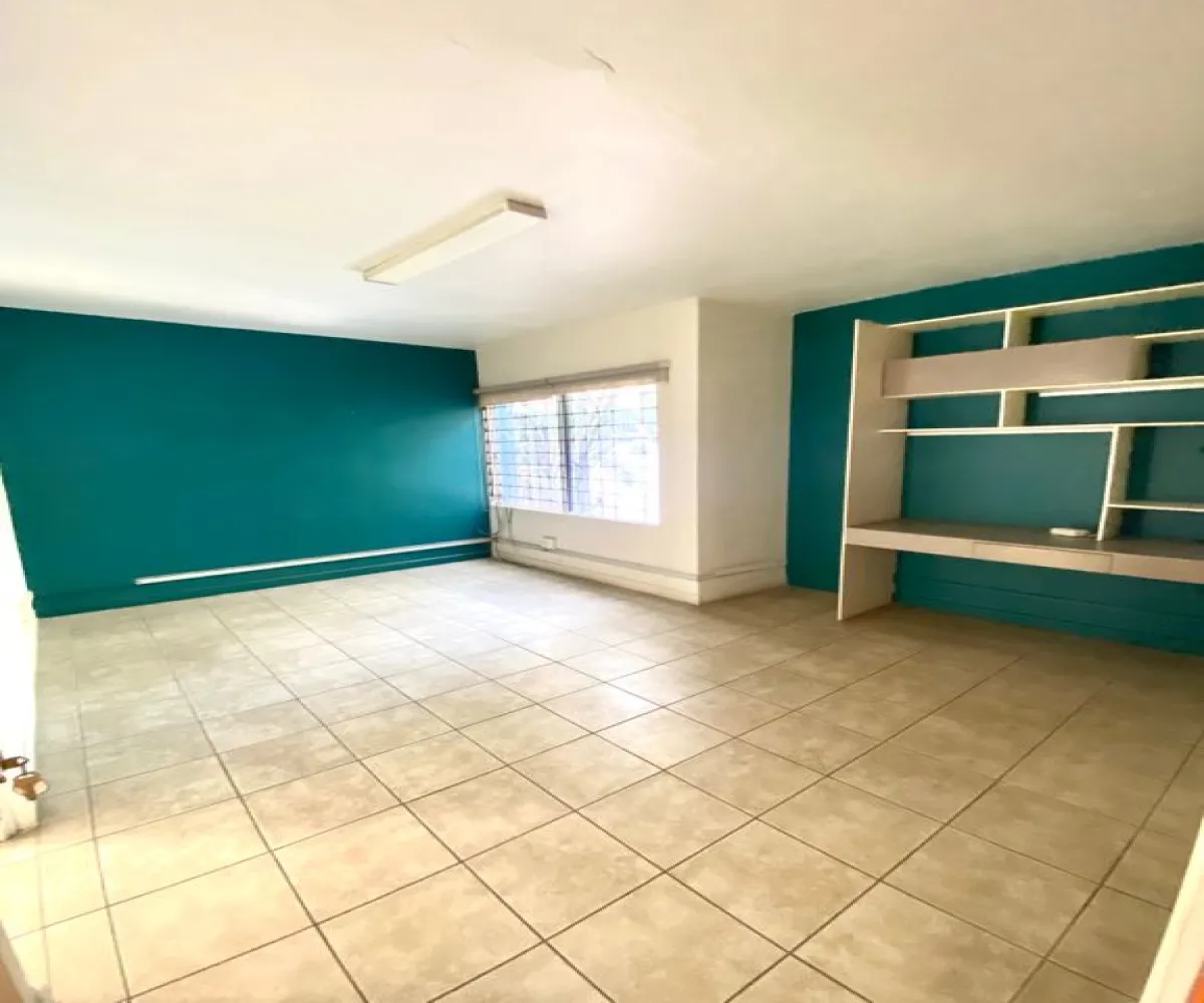 Casa En Venta,Ladron De Guevara,Avenida Miguel Hidalgo y Costilla 1975, Guadalajara, Jalisco 44600, 10 Habitaciones,4 Baños,Avenida Miguel Hidalgo y Costilla,3,pVmsCJK