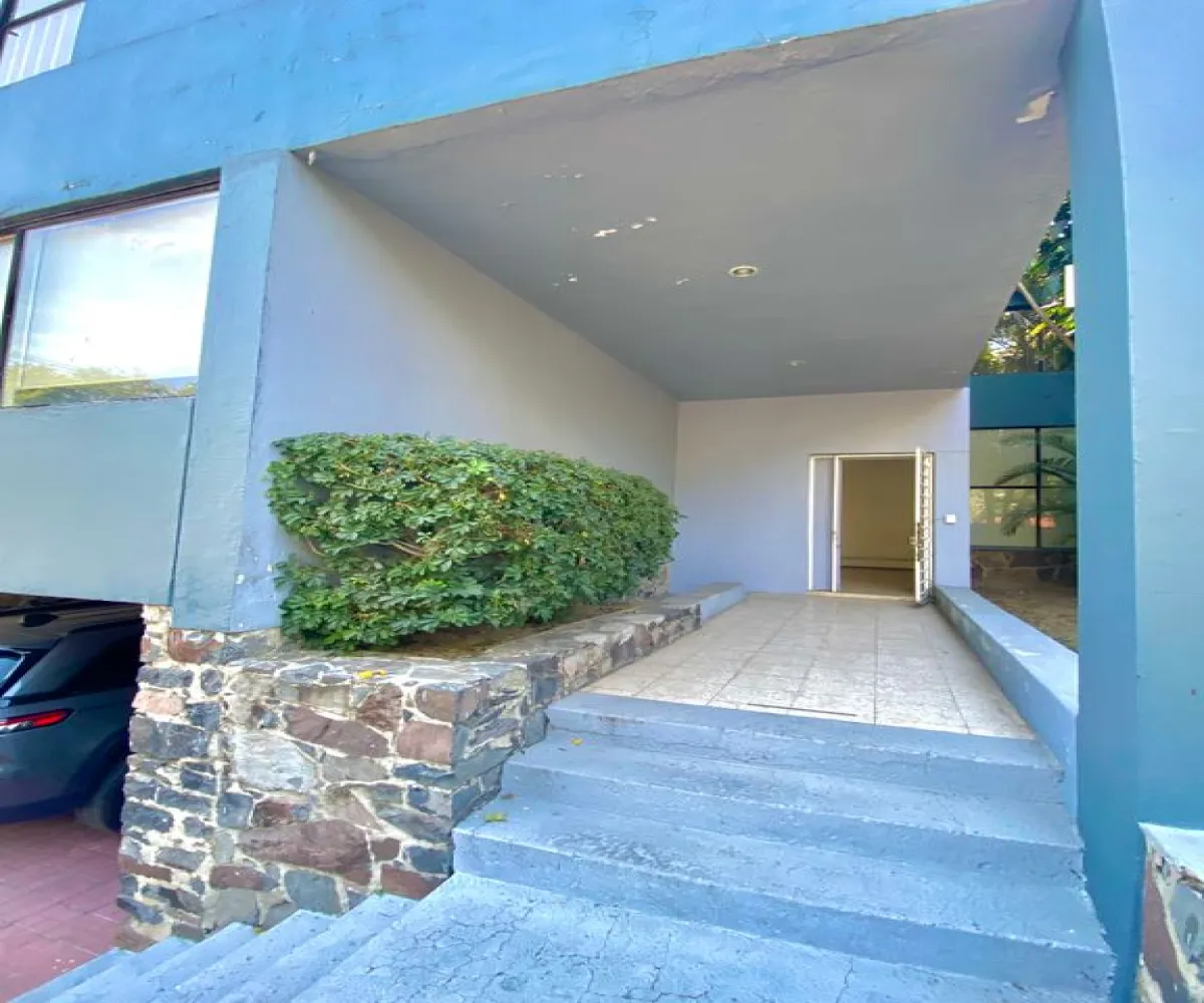 Casa En Venta,Ladron De Guevara,Avenida Miguel Hidalgo y Costilla 1975, Guadalajara, Jalisco 44600, 10 Habitaciones,4 Baños,Avenida Miguel Hidalgo y Costilla,3,pVmsCJK