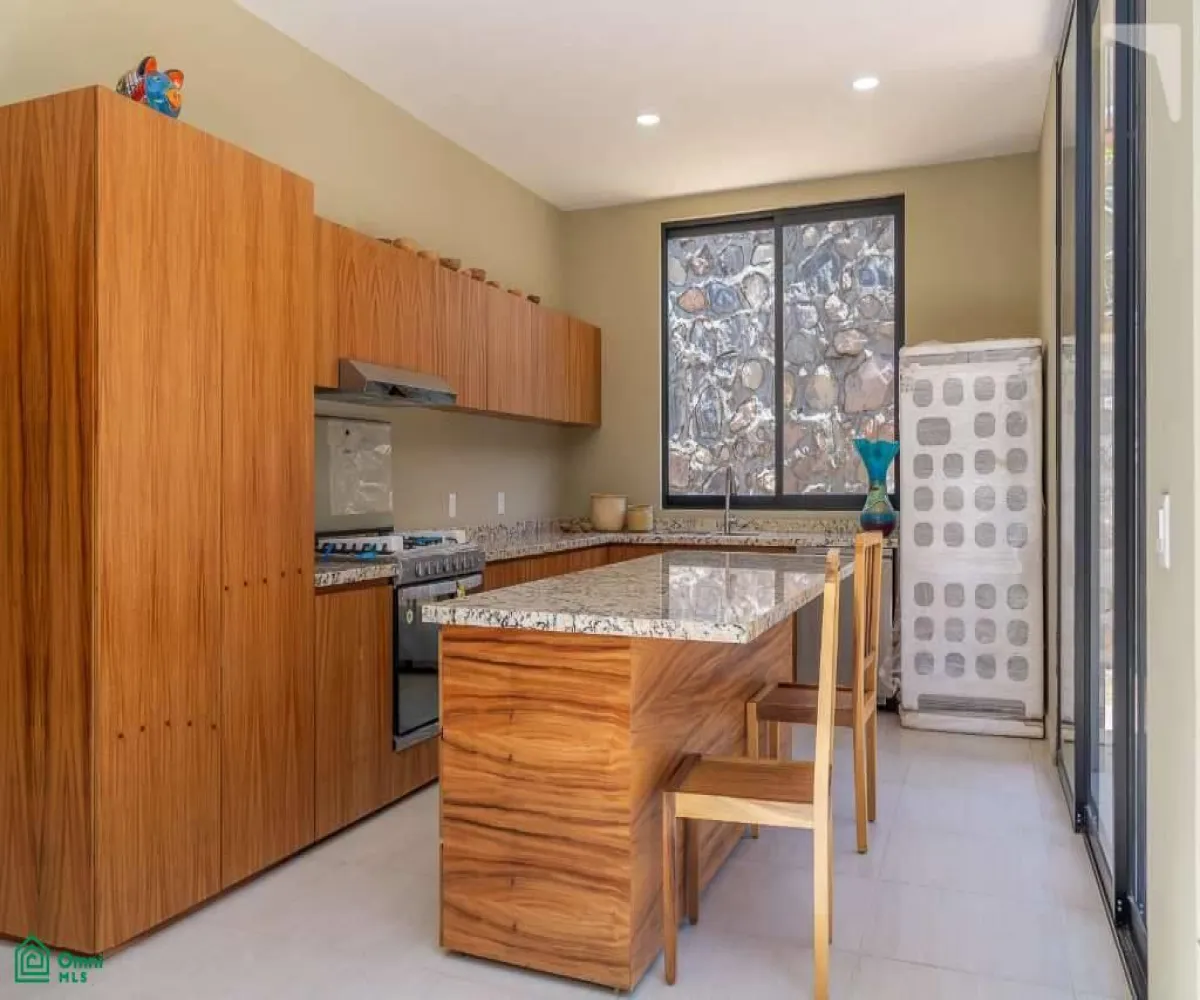 Casa En Venta,Chapala Centro,Libramiento A Chapala 399 Andromeda 25, Fracc Ciel 399, Chapala, Jalisco 45900, 3 Habitaciones,3 Baños,Libramiento A Chapala 399 Andromeda 25, Fracc Ciel,1,MX261067774