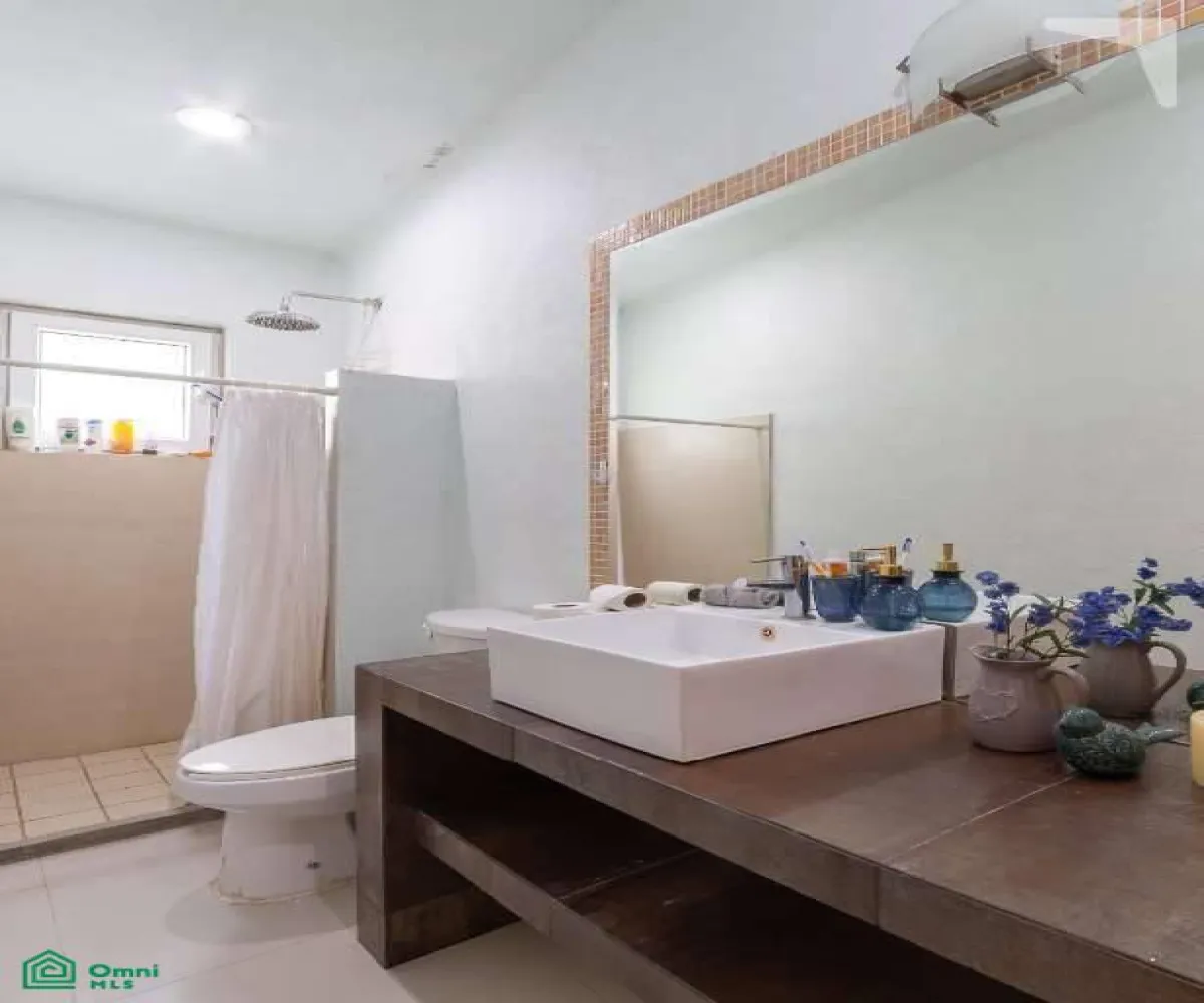 Casa En Venta,Chapala Centro,Paseo Piedra Grande 322 punta montaña, Jocotepec, 322, Chapala, Jalisco 45900, 3 Habitaciones,3 Baños,Paseo Piedra Grande 322 punta montaña, Jocotepec,2,MX261067803