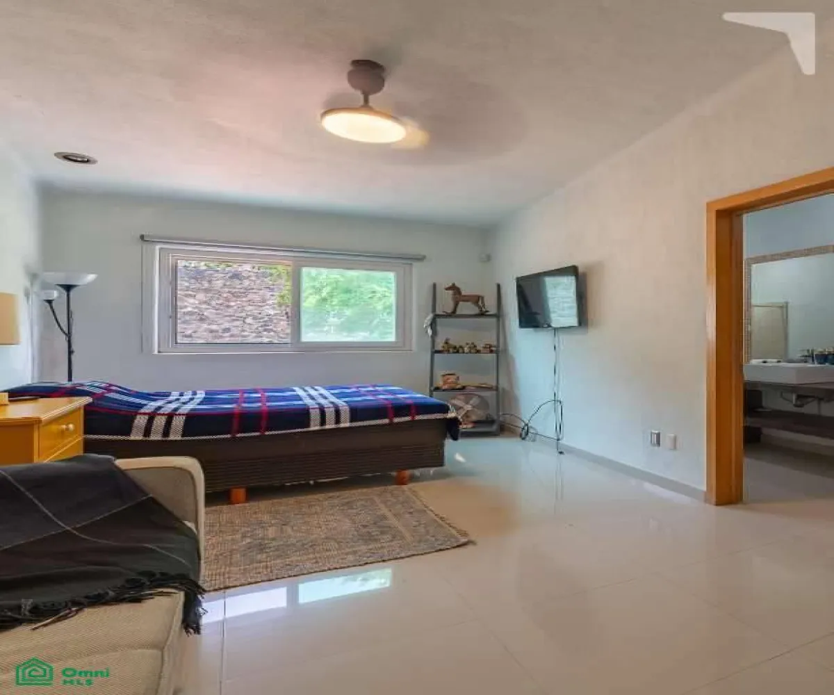 Casa En Venta,Chapala Centro,Paseo Piedra Grande 322 punta montaña, Jocotepec, 322, Chapala, Jalisco 45900, 3 Habitaciones,3 Baños,Paseo Piedra Grande 322 punta montaña, Jocotepec,2,MX261067803