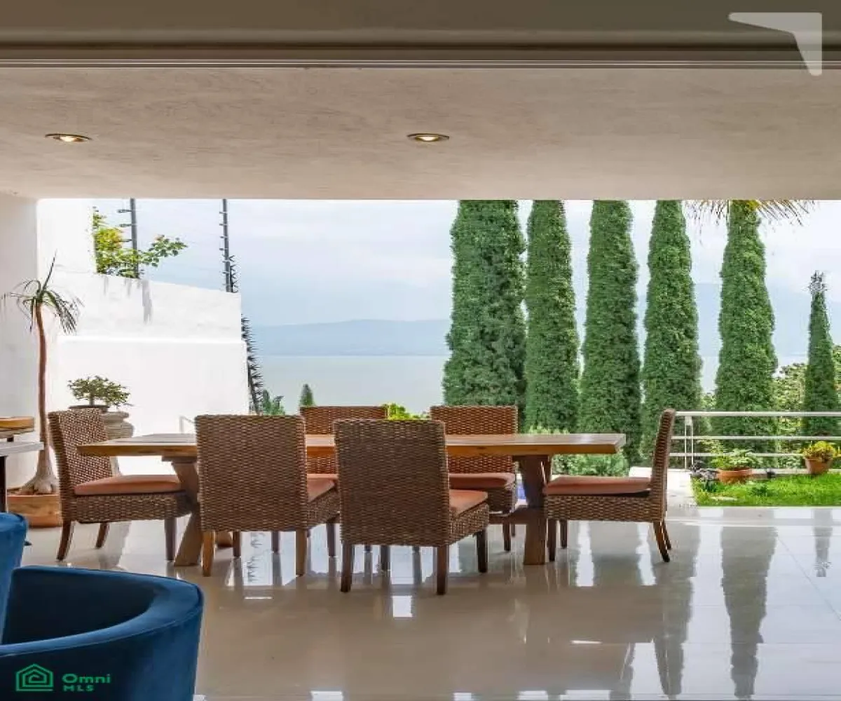 Casa En Venta,Chapala Centro,Paseo Piedra Grande 322 punta montaña, Jocotepec, 322, Chapala, Jalisco 45900, 3 Habitaciones,3 Baños,Paseo Piedra Grande 322 punta montaña, Jocotepec,2,MX261067803