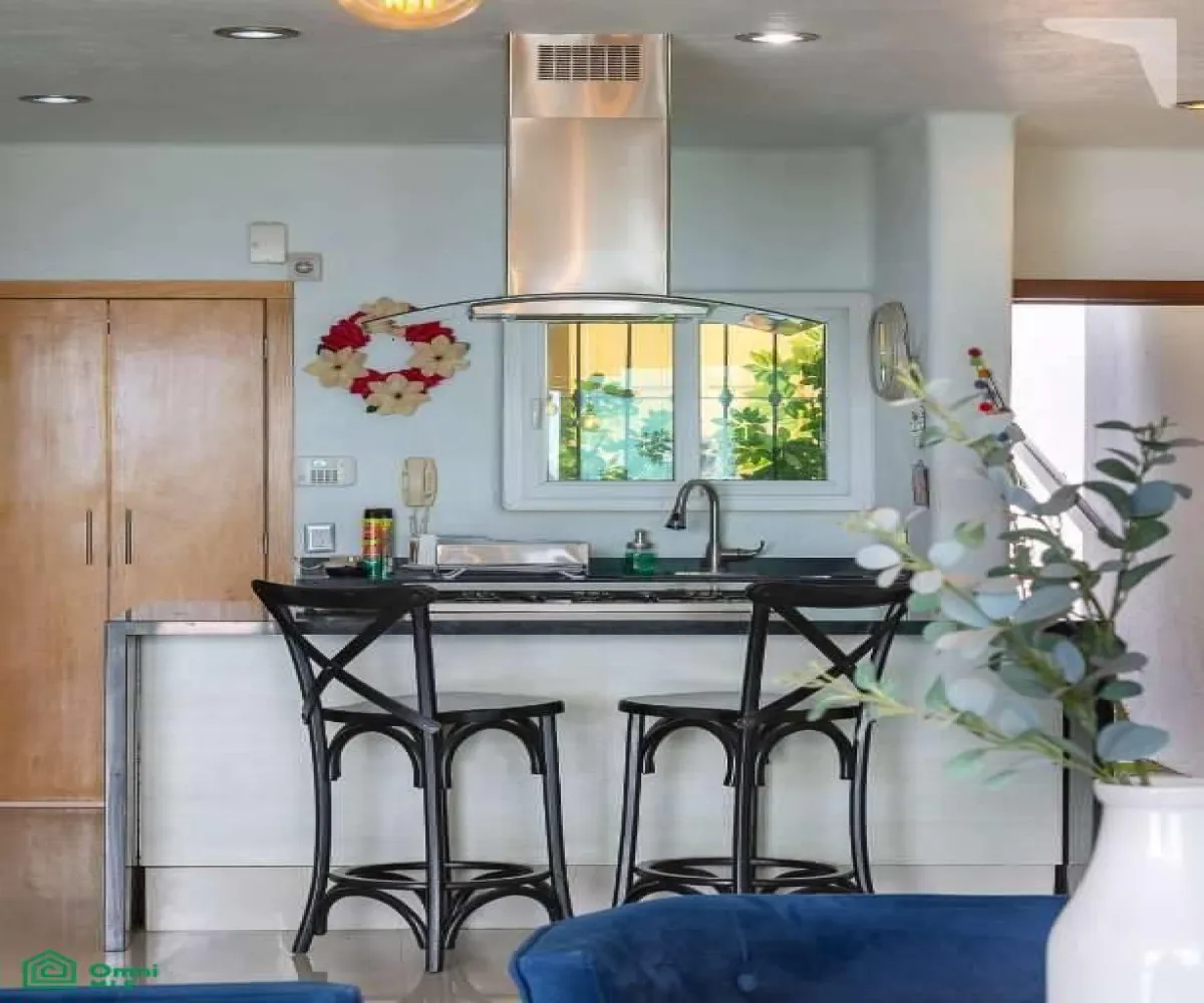 Casa En Venta,Chapala Centro,Paseo Piedra Grande 322 punta montaña, Jocotepec, 322, Chapala, Jalisco 45900, 3 Habitaciones,3 Baños,Paseo Piedra Grande 322 punta montaña, Jocotepec,2,MX261067803