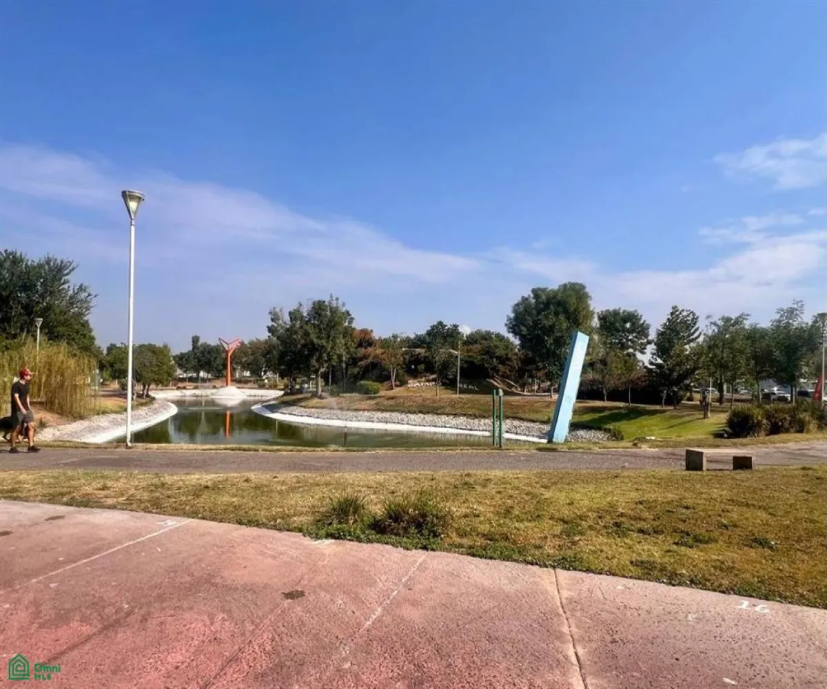 Casa En Venta,Campo Real,Av. Campo Real 607-15, Zapopan, Jalisco 45134, 3 Habitaciones,2 Baños,Av. Campo Real,2,MX261068070