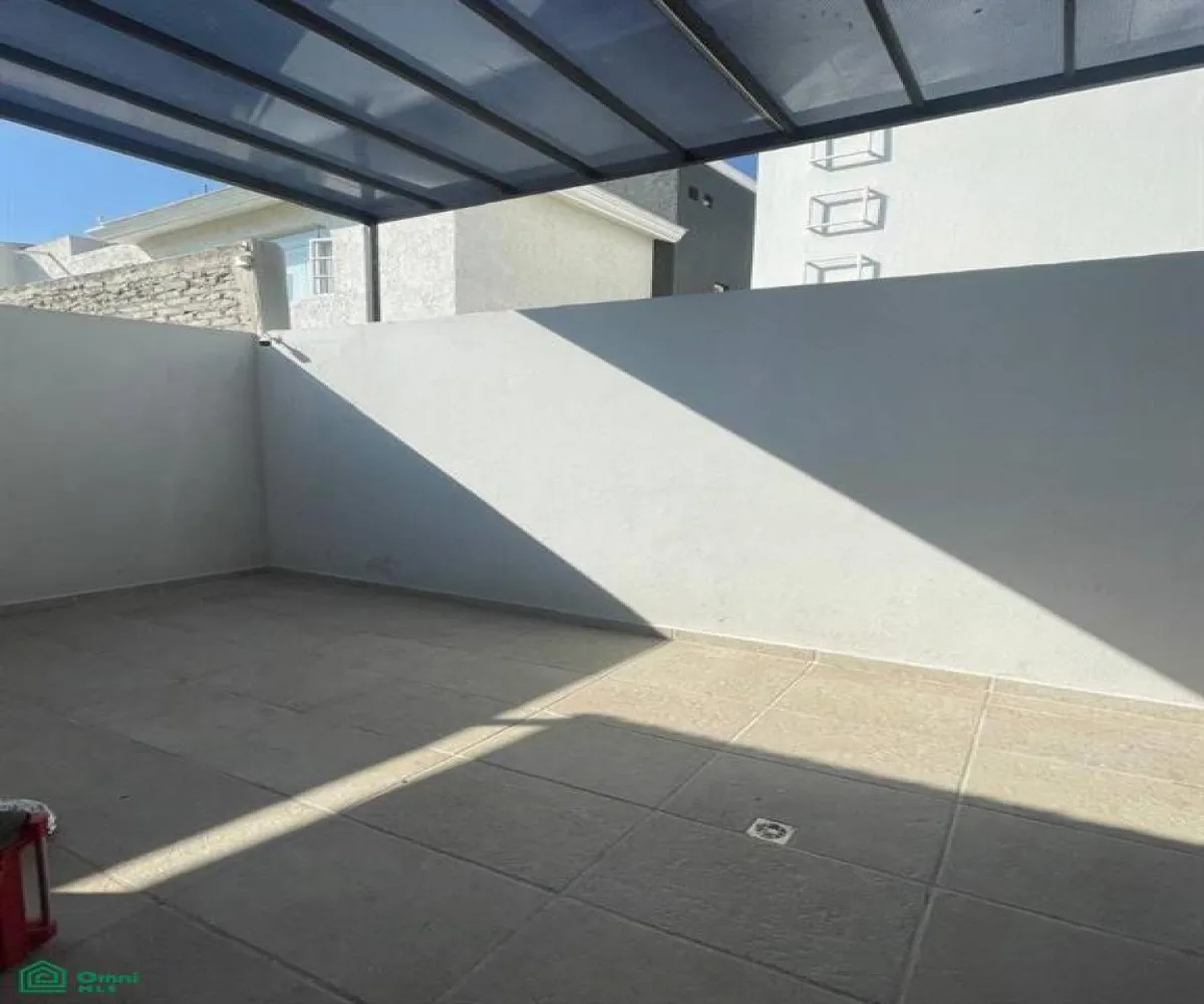 Casa En Renta,Jardín Real,Avenida Valle de Atemajac 2900, Zapopan, Jalisco 45136, 4 Habitaciones,4 Baños,Avenida Valle de Atemajac,MX261068126