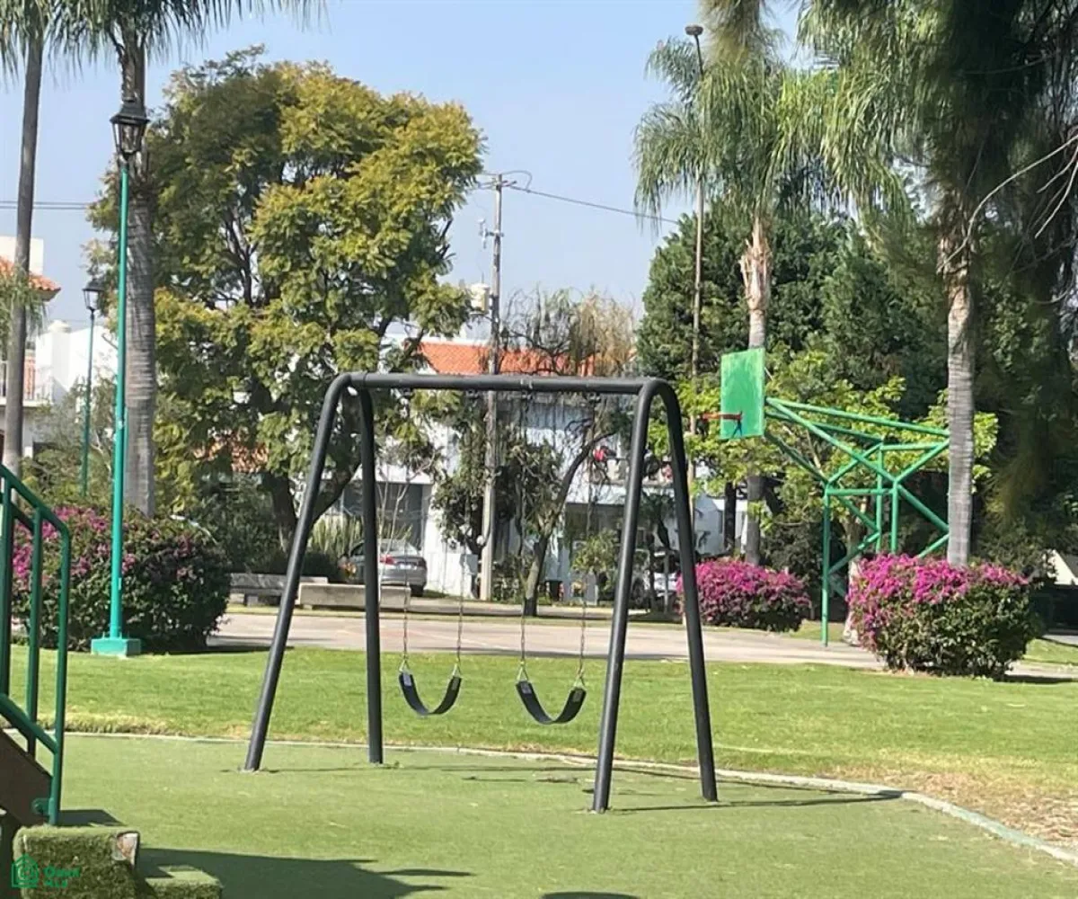 Casa En Renta,Jardín Real,Avenida Valle de Atemajac 2900, Zapopan, Jalisco 45136, 4 Habitaciones,4 Baños,Avenida Valle de Atemajac,MX261068126