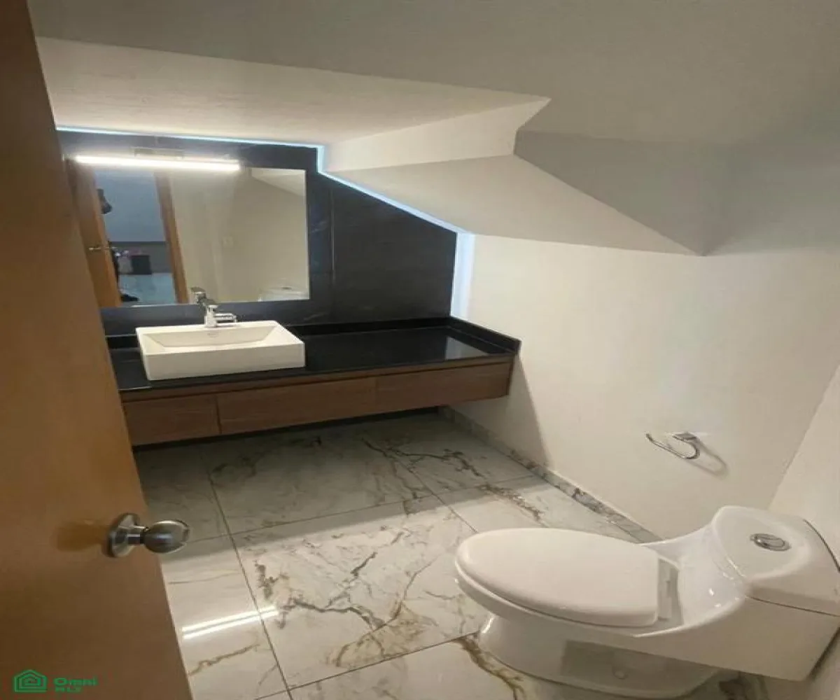 Casa En Renta,Jardín Real,Avenida Valle de Atemajac 2900, Zapopan, Jalisco 45136, 4 Habitaciones,4 Baños,Avenida Valle de Atemajac,MX261068126