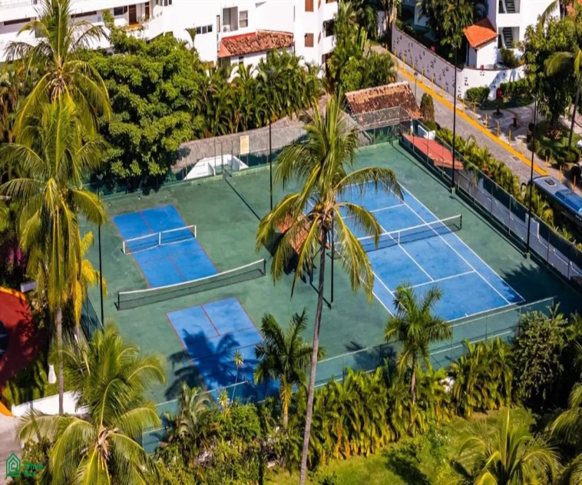 Casa En Venta,Marina Vallarta,Av Paseo de la Marina 161-sur 214, Puerto Vallarta, Jalisco 48354, 2 Habitaciones,2 Baños,Av Paseo de la Marina 161-sur,3,MX251068280