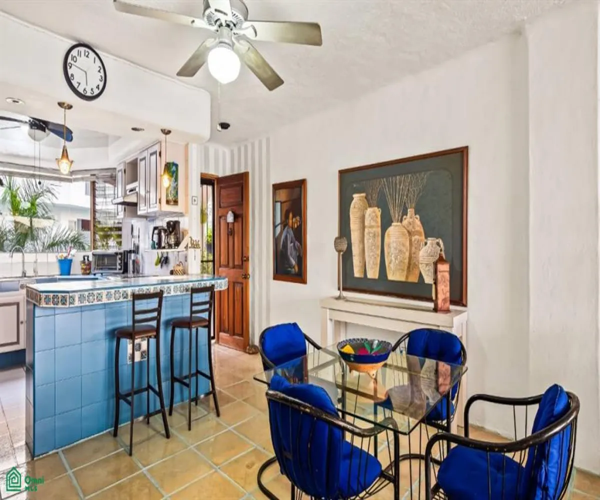 Casa En Venta,Marina Vallarta,Av Paseo de la Marina 161-sur 214, Puerto Vallarta, Jalisco 48354, 2 Habitaciones,2 Baños,Av Paseo de la Marina 161-sur,3,MX251068280