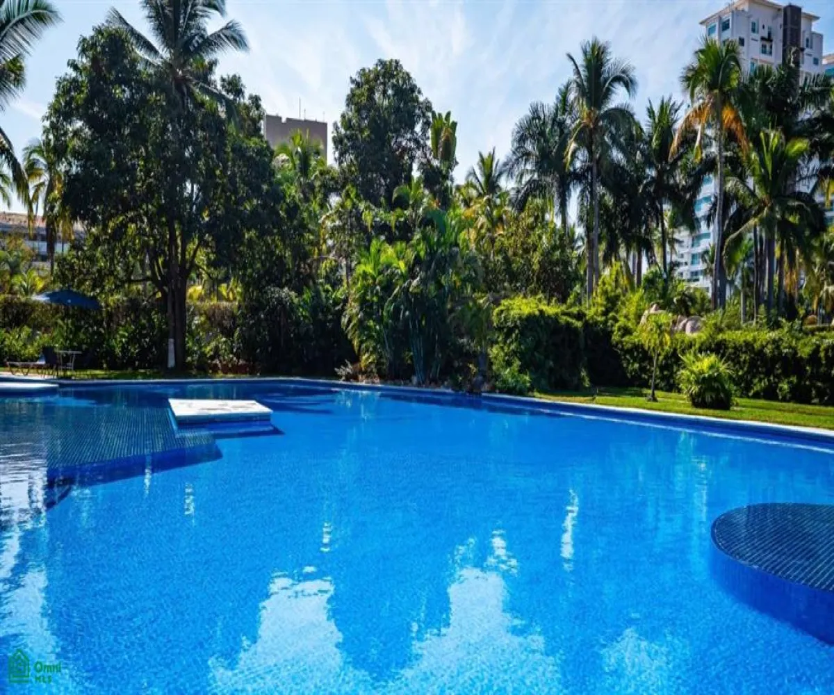 Casa En Venta,Marina Vallarta,Av Paseo de la Marina 161-sur 214, Puerto Vallarta, Jalisco 48354, 2 Habitaciones,2 Baños,Av Paseo de la Marina 161-sur,3,MX251068280