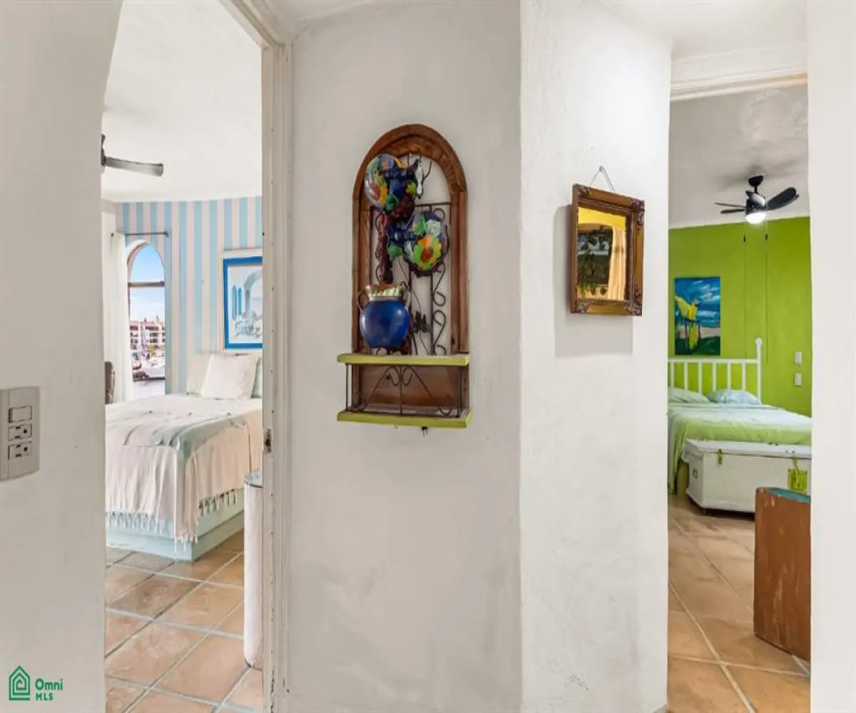 Casa En Venta,Marina Vallarta,Av Paseo de la Marina 161-sur 214, Puerto Vallarta, Jalisco 48354, 2 Habitaciones,2 Baños,Av Paseo de la Marina 161-sur,3,MX251068280