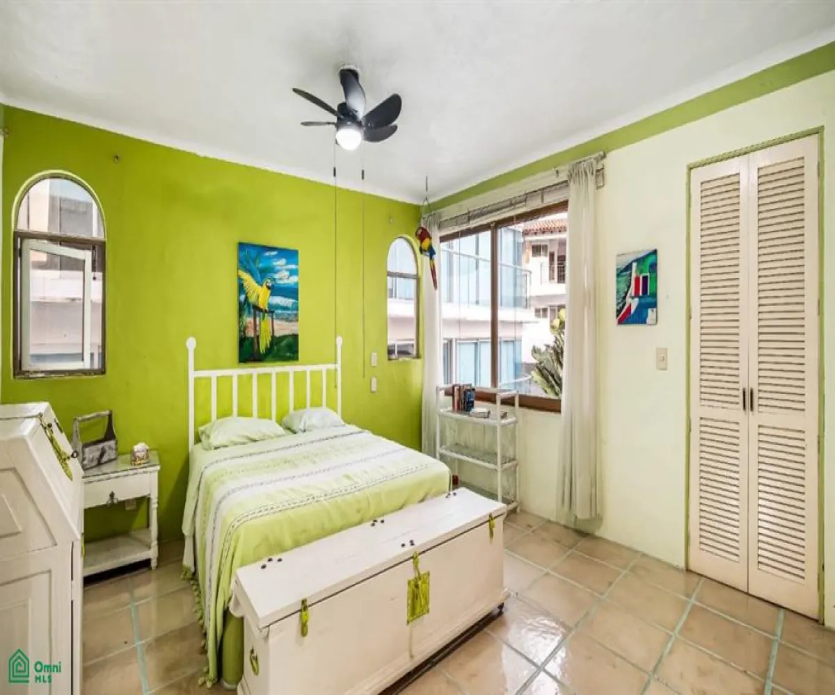 Casa En Venta,Marina Vallarta,Av Paseo de la Marina 161-sur 214, Puerto Vallarta, Jalisco 48354, 2 Habitaciones,2 Baños,Av Paseo de la Marina 161-sur,3,MX251068280