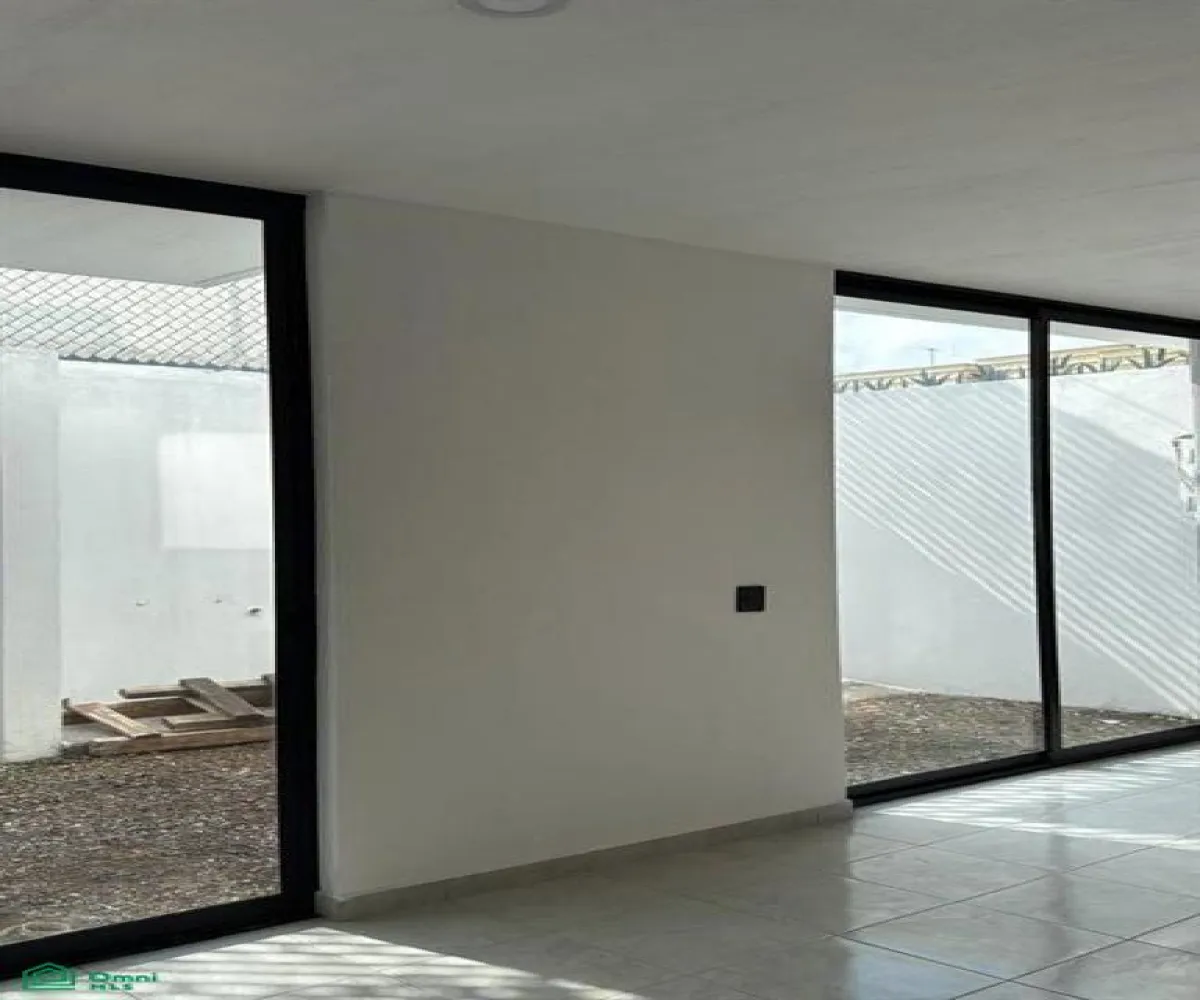 Casa En Venta,San José del Valle,PASEO VALLE DE SAN GUILLERMO 147, Tlajomulco de Zuniga, Jalisco 45653, 3 Habitaciones,2 Baños,PASEO VALLE DE SAN GUILLERMO,2,MX261068244