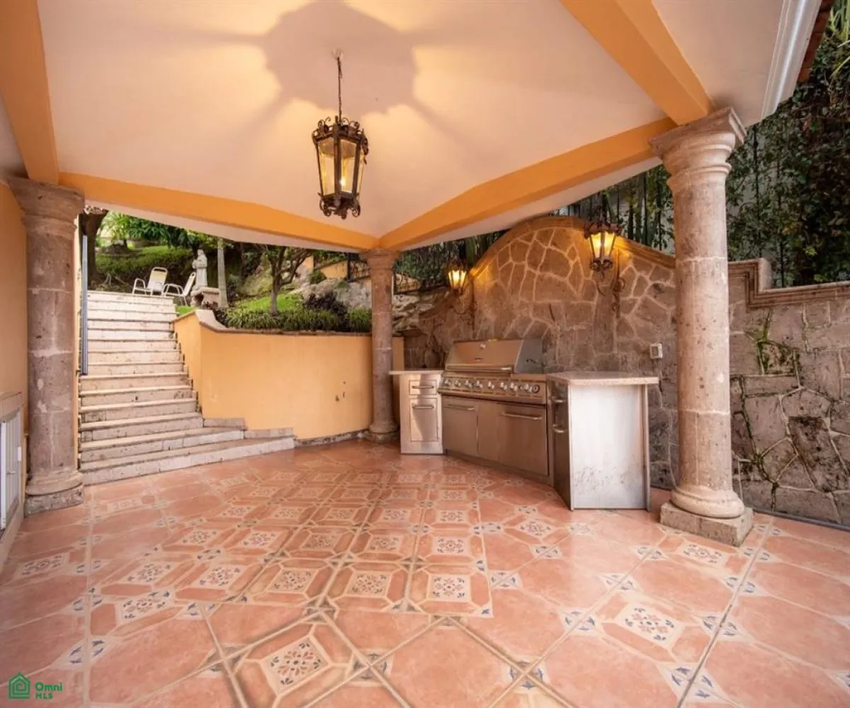 Casa En Venta,Bosques de San Isidro (Las Cañadas),Bosque de la alameda 456, Zapopan, Jalisco 45133, 3 Habitaciones,3 Baños,Bosque de la alameda,3,MX261068263