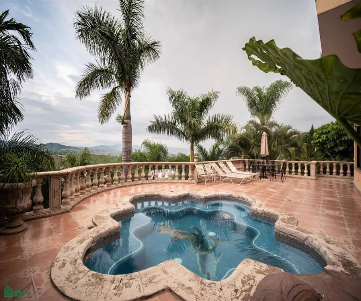 Casa En Venta,Bosques de San Isidro (Las Cañadas),Bosque de la alameda 456, Zapopan, Jalisco 45133, 3 Habitaciones,3 Baños,Bosque de la alameda,3,MX261068263