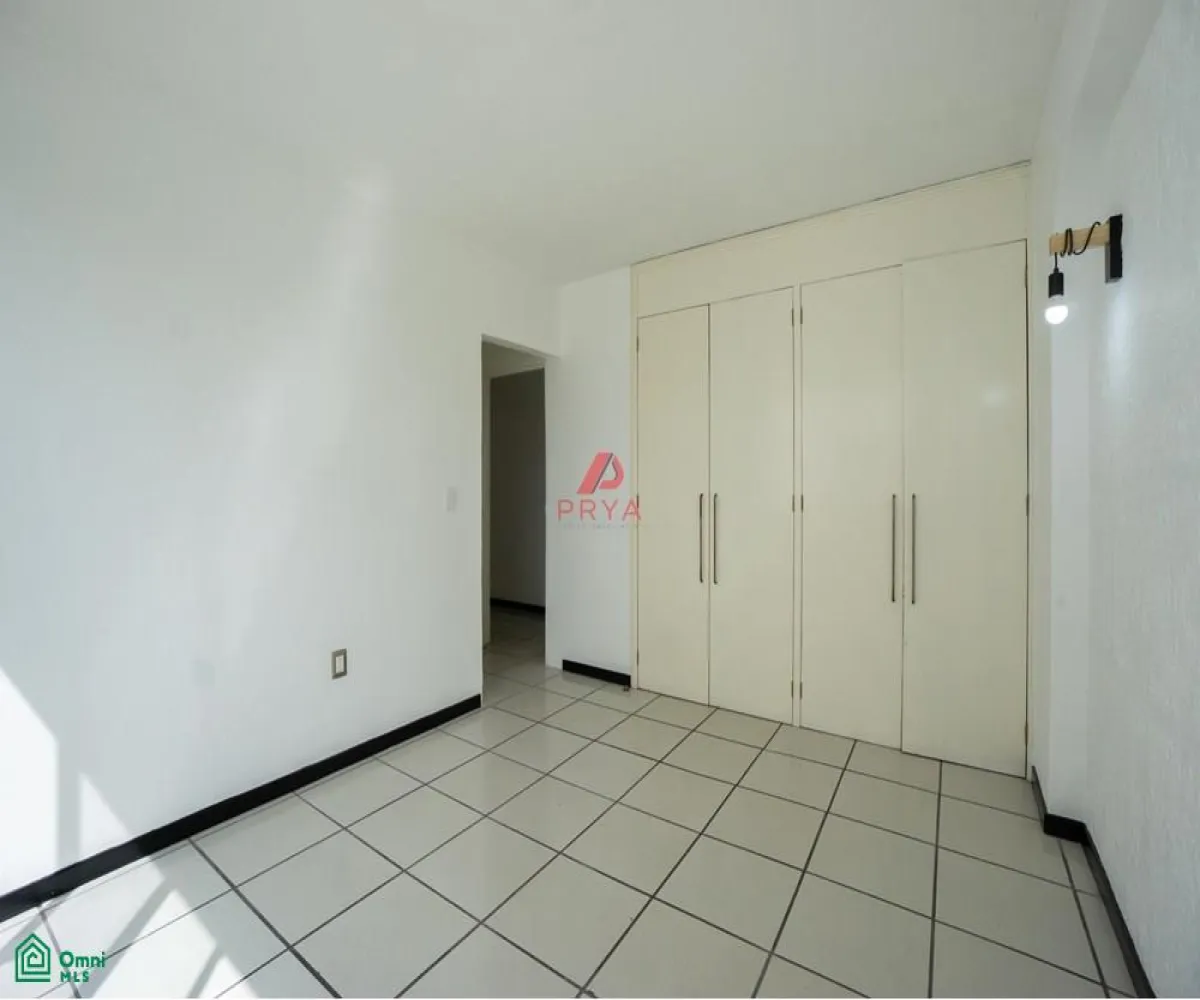 Departamento En Venta,Fraccionamiento Terranova,Av. México 2668, Guadalajara, Jalisco 44689, 3 Habitaciones,2 Baños,Av. México,MX261068386