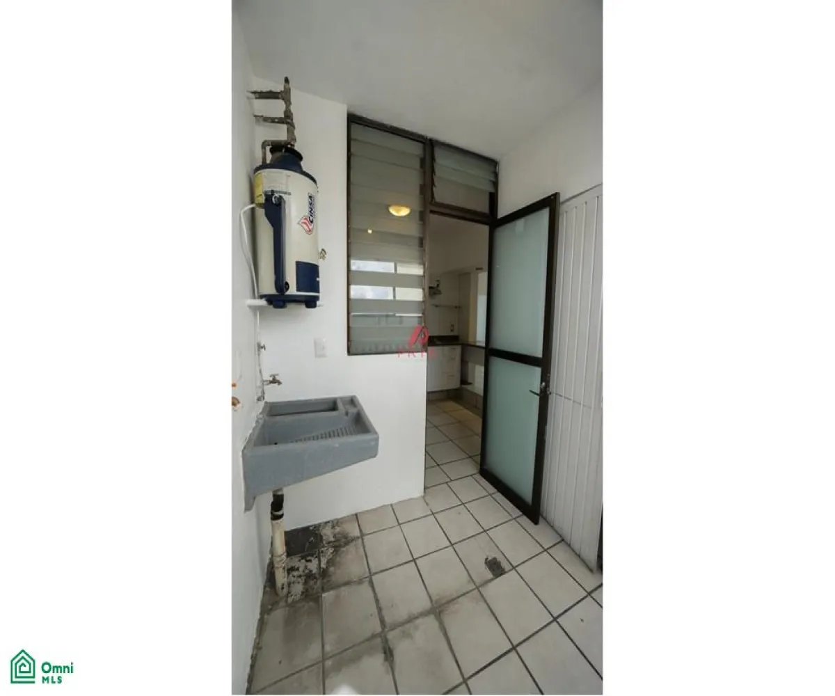 Departamento En Venta,Fraccionamiento Terranova,Av. México 2668, Guadalajara, Jalisco 44689, 3 Habitaciones,2 Baños,Av. México,MX261068386