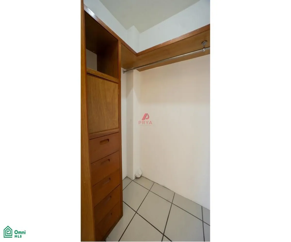 Departamento En Venta,Fraccionamiento Terranova,Av. México 2668, Guadalajara, Jalisco 44689, 3 Habitaciones,2 Baños,Av. México,MX261068386