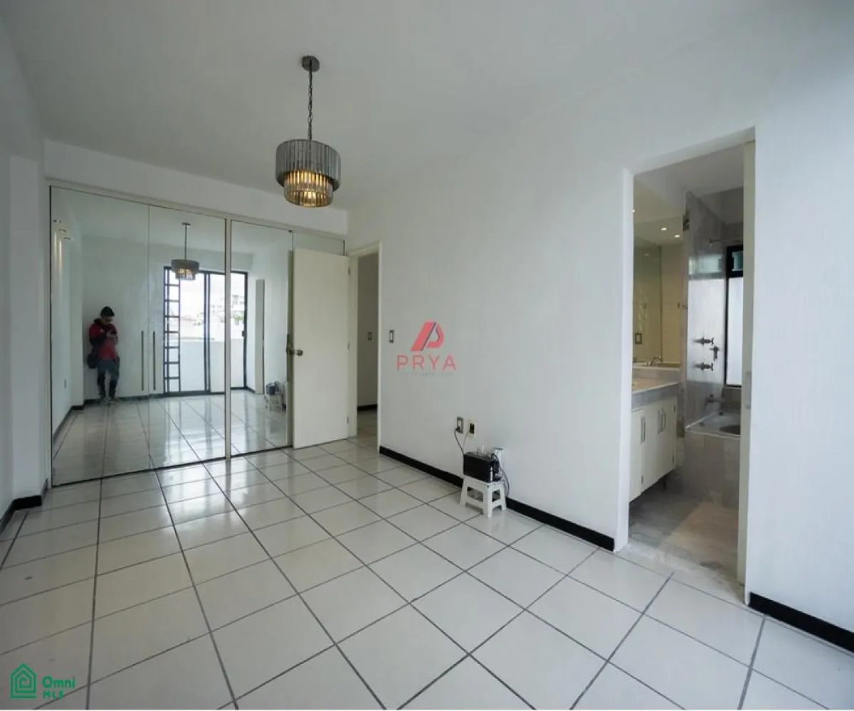 Departamento En Venta,Fraccionamiento Terranova,Av. México 2668, Guadalajara, Jalisco 44689, 3 Habitaciones,2 Baños,Av. México,MX261068386