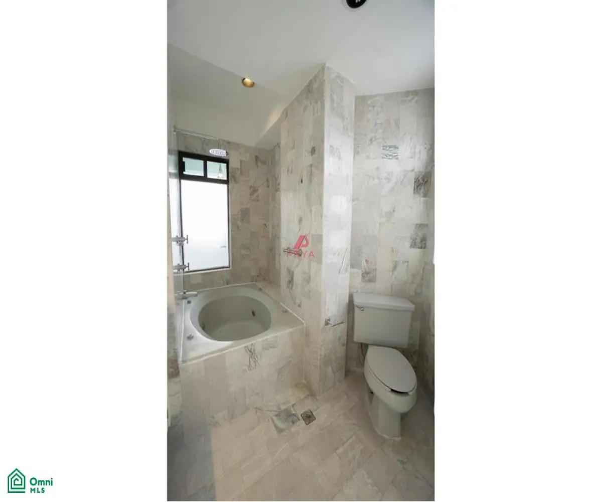 Departamento En Venta,Fraccionamiento Terranova,Av. México 2668, Guadalajara, Jalisco 44689, 3 Habitaciones,2 Baños,Av. México,MX261068386