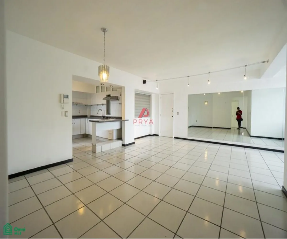 Departamento En Venta,Fraccionamiento Terranova,Av. México 2668, Guadalajara, Jalisco 44689, 3 Habitaciones,2 Baños,Av. México,MX261068386