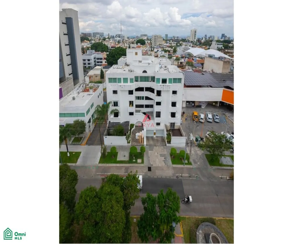 Departamento En Venta,Fraccionamiento Terranova,Av. México 2668, Guadalajara, Jalisco 44689, 3 Habitaciones,2 Baños,Av. México,MX261068386