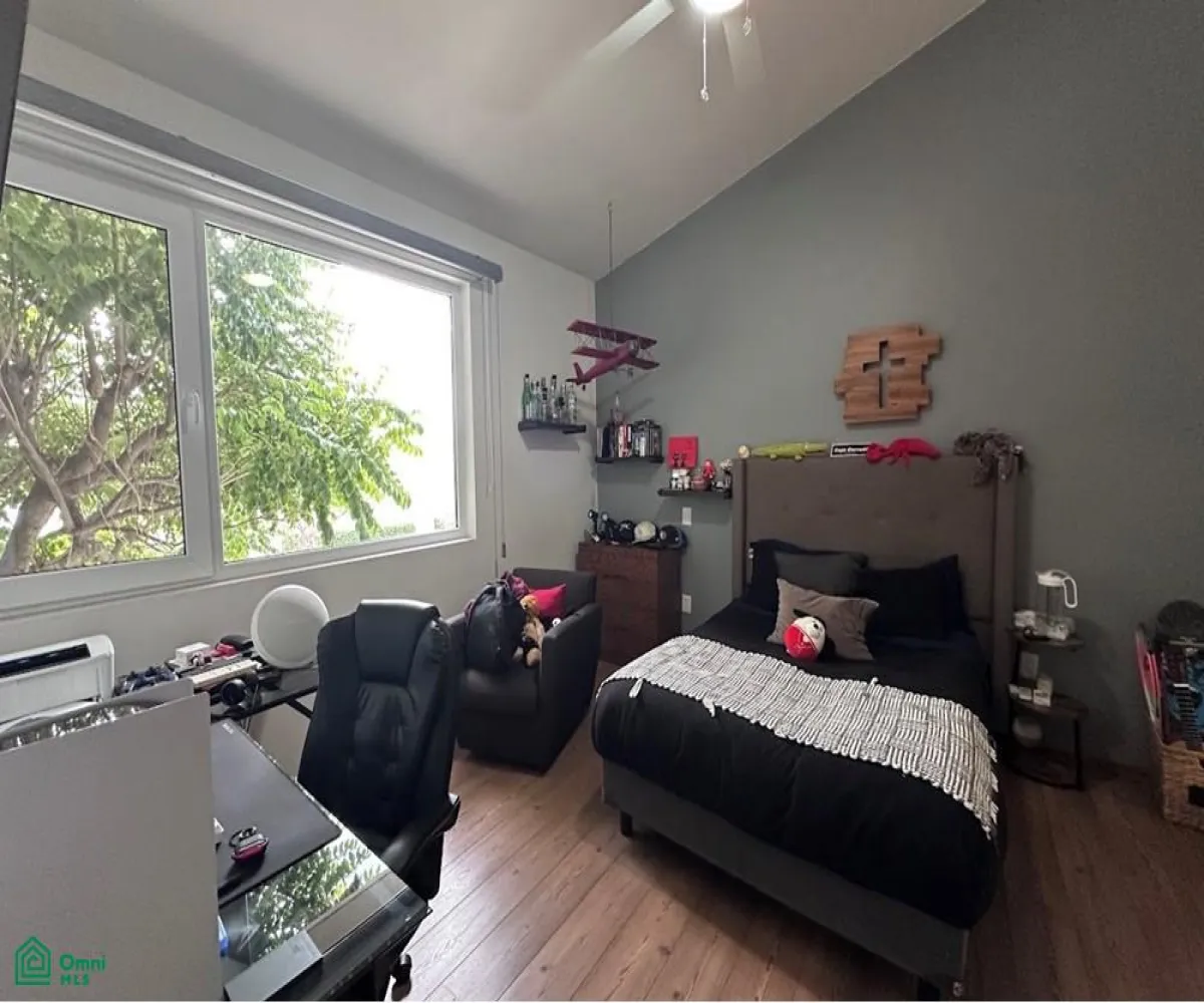 Casa En Venta,Solares Residencial,Paseo la Luna 300, Zapopan, Jalisco 45019, 4 Habitaciones,4 Baños,Paseo la Luna,2,MX261068387