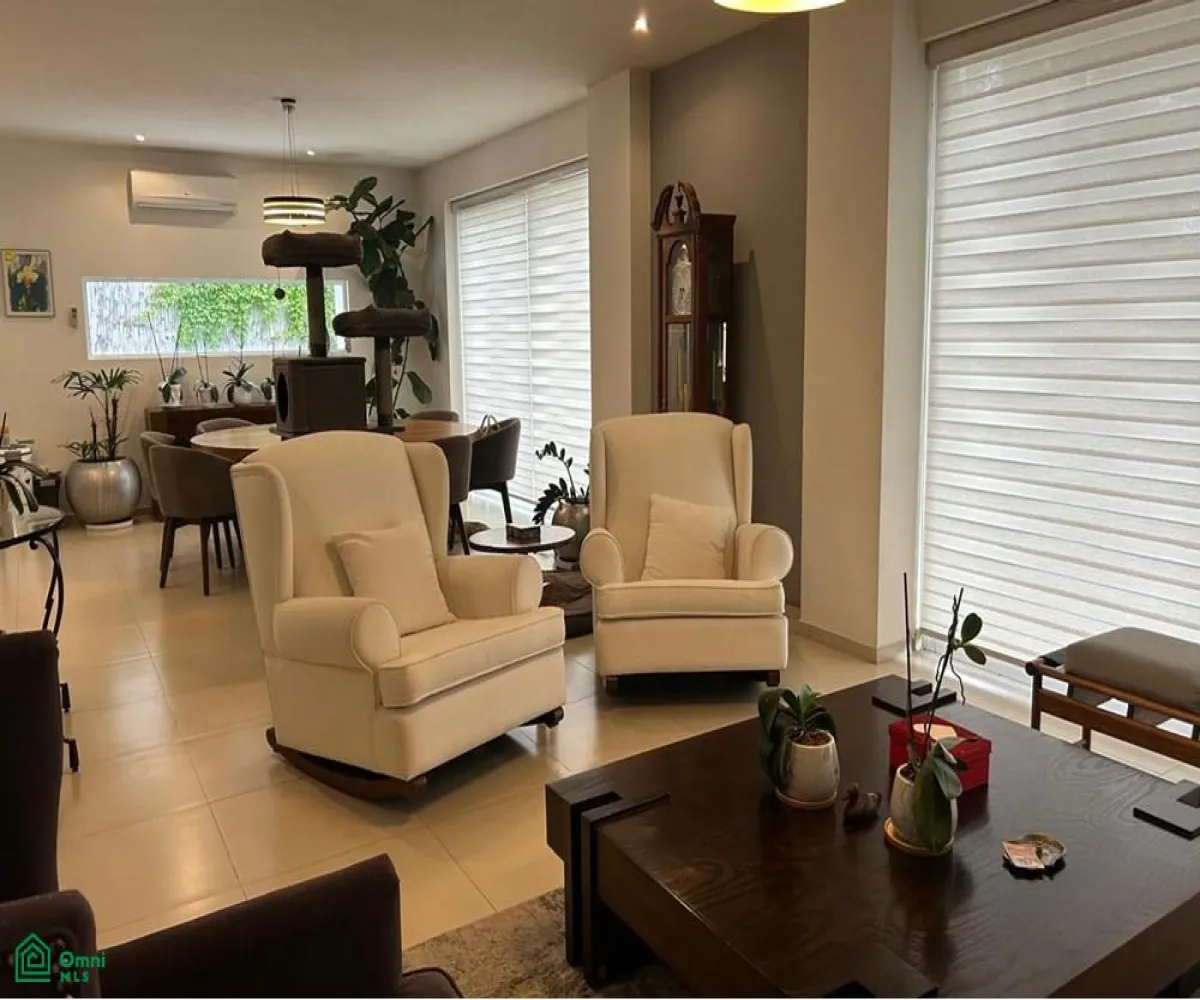 Casa En Venta,Solares Residencial,Paseo la Luna 300, Zapopan, Jalisco 45019, 4 Habitaciones,4 Baños,Paseo la Luna,2,MX261068387