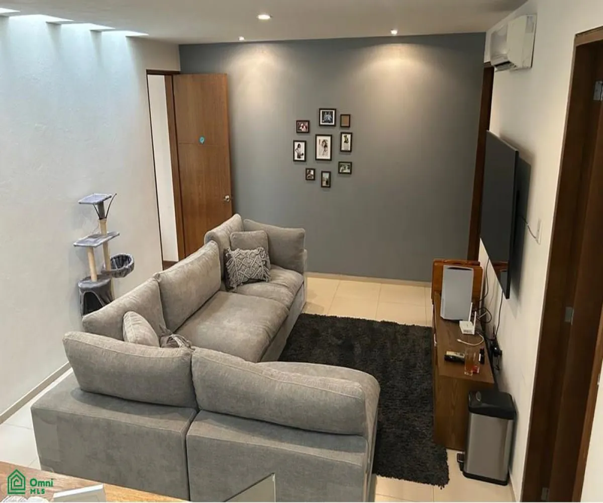 Casa En Venta,Solares Residencial,Paseo la Luna 300, Zapopan, Jalisco 45019, 4 Habitaciones,4 Baños,Paseo la Luna,2,MX261068387